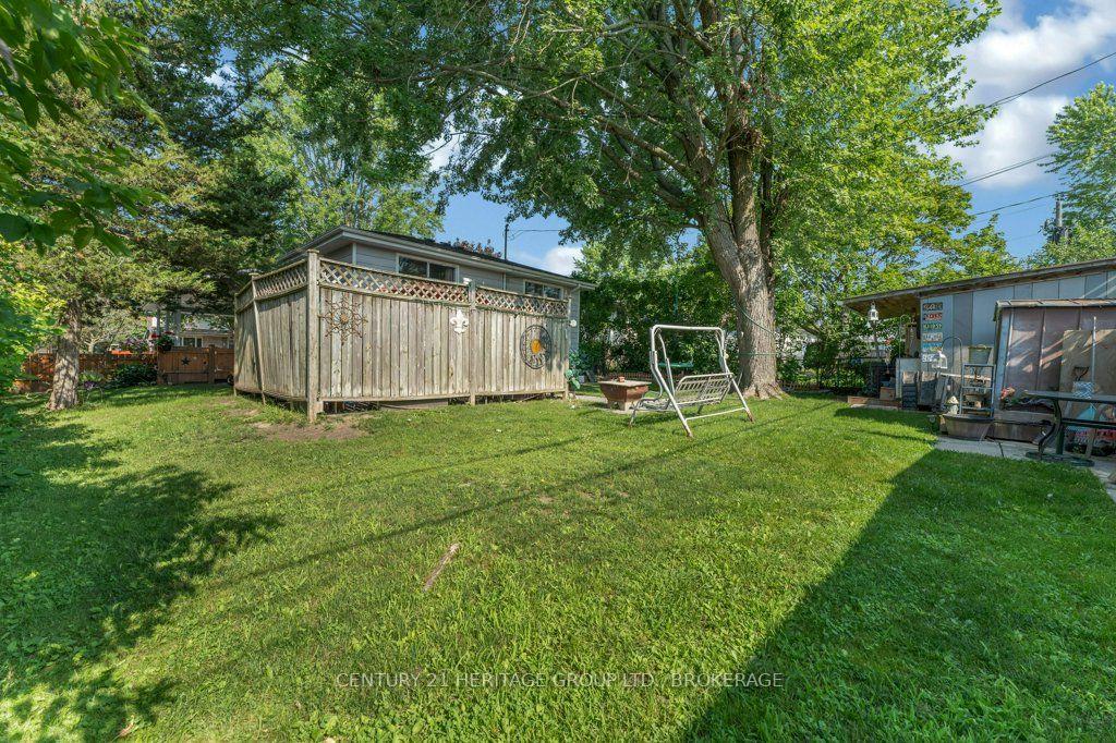 Photo 34 of 678 Carnaby Street, Kingston, South of Taylor-Kidd Blvd — HOMEH