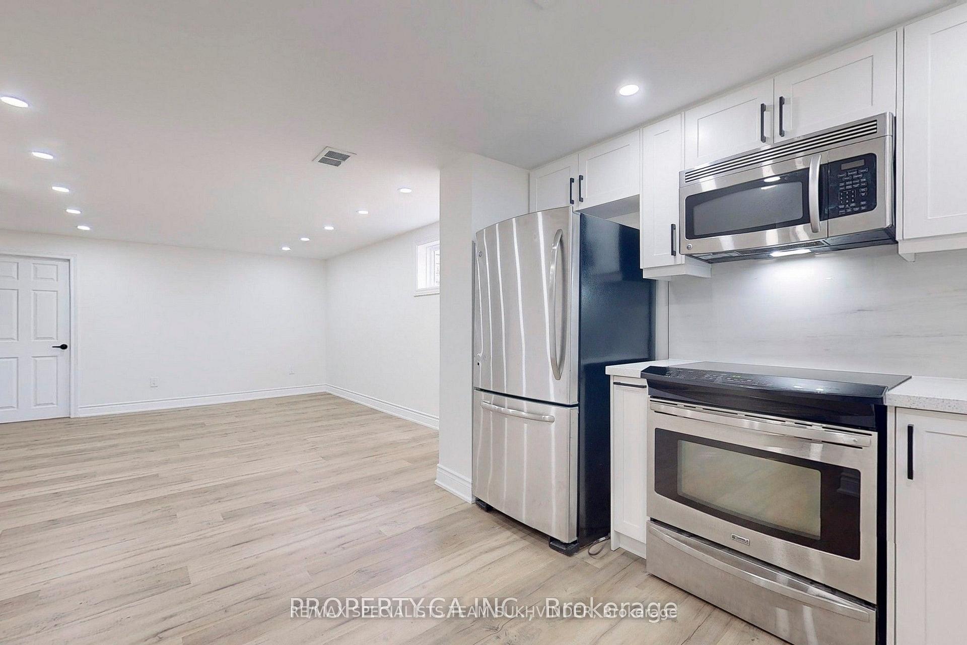 Photo 7 of Unit Lower, 80 Cynthia Road, Toronto, Rockcliffe-Smythe — HOMEH