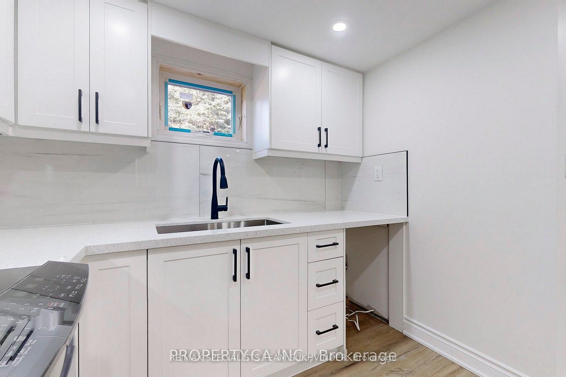 Photo 8 of Unit Lower, 80 Cynthia Road, Toronto, Rockcliffe-Smythe — HOMEH