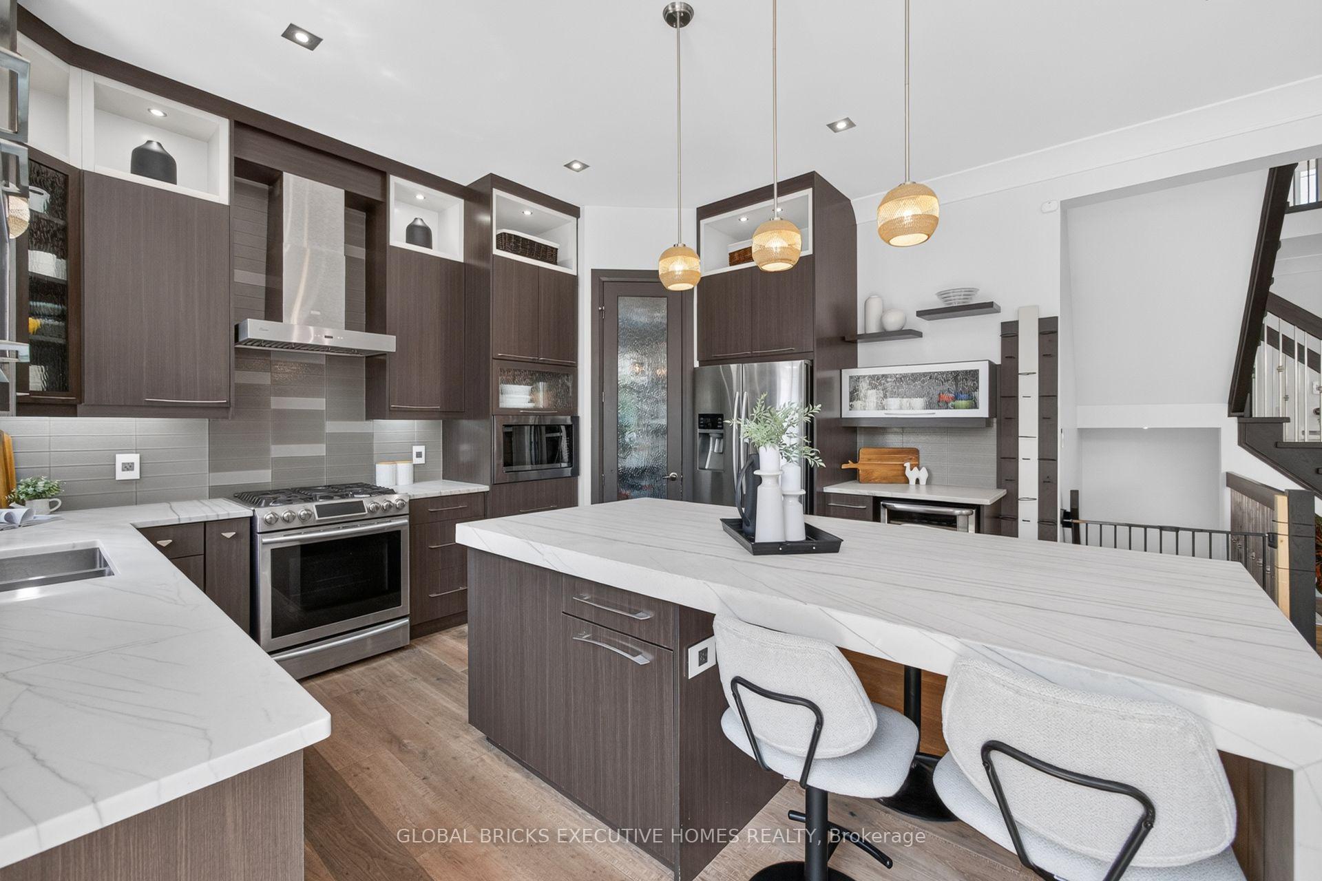 Photo 20 of 56 Valleyscape Drive, Kitchener, Doon South — HOMEH