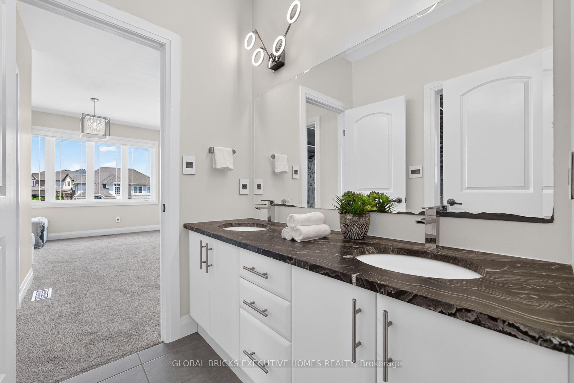 Photo 35 of 56 Valleyscape Drive, Kitchener, Doon South — HOMEH