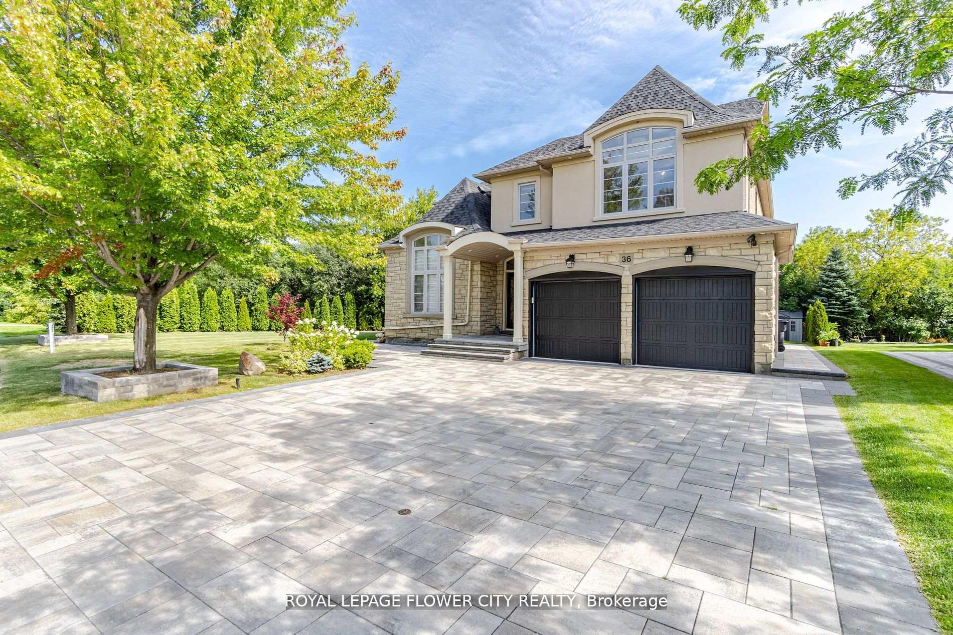 Photo 2 of 36 Louvain Drive, Brampton, Vales of Castlemore North — HOMEH