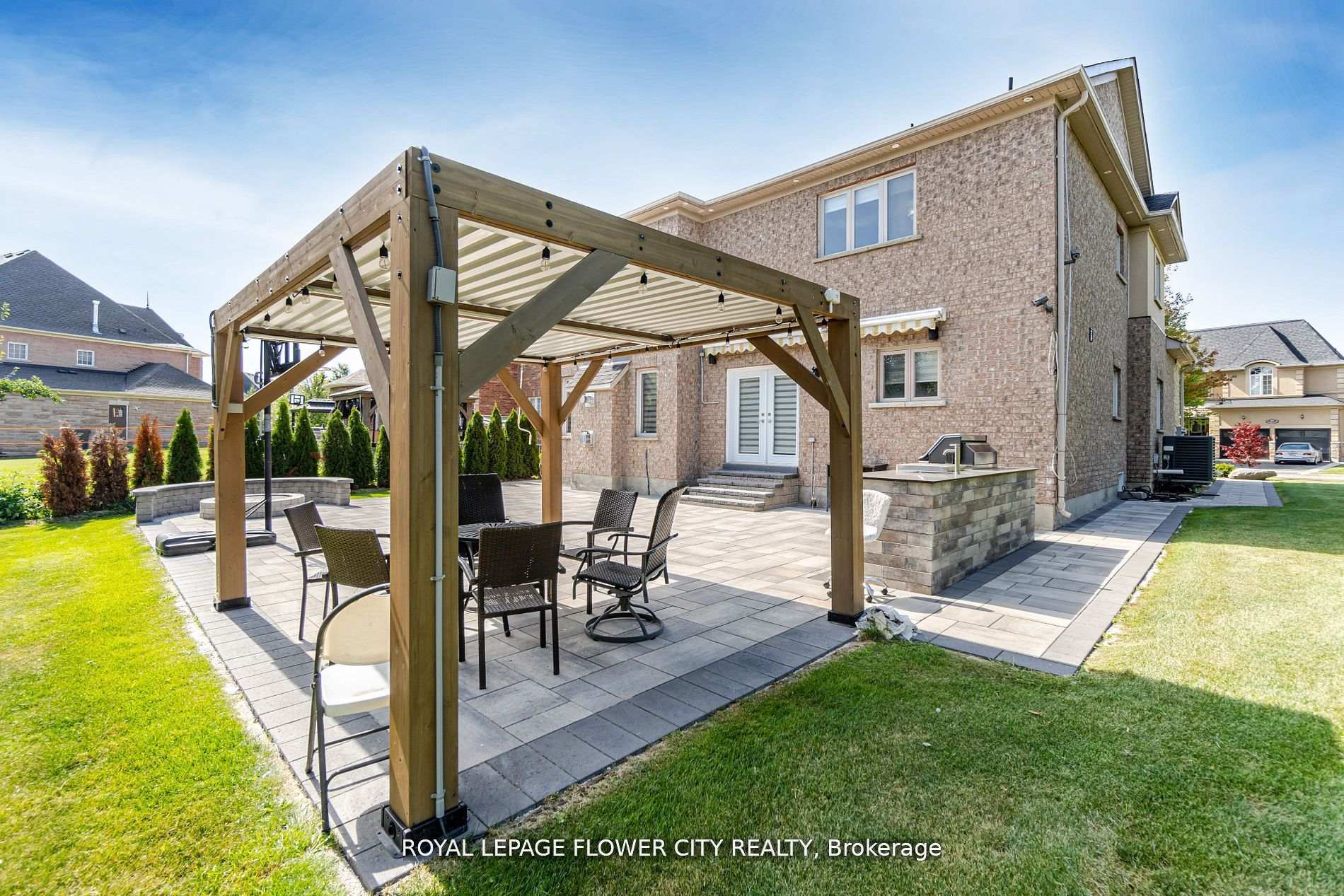 Photo 28 of 36 Louvain Drive, Brampton, Vales of Castlemore North — HOMEH
