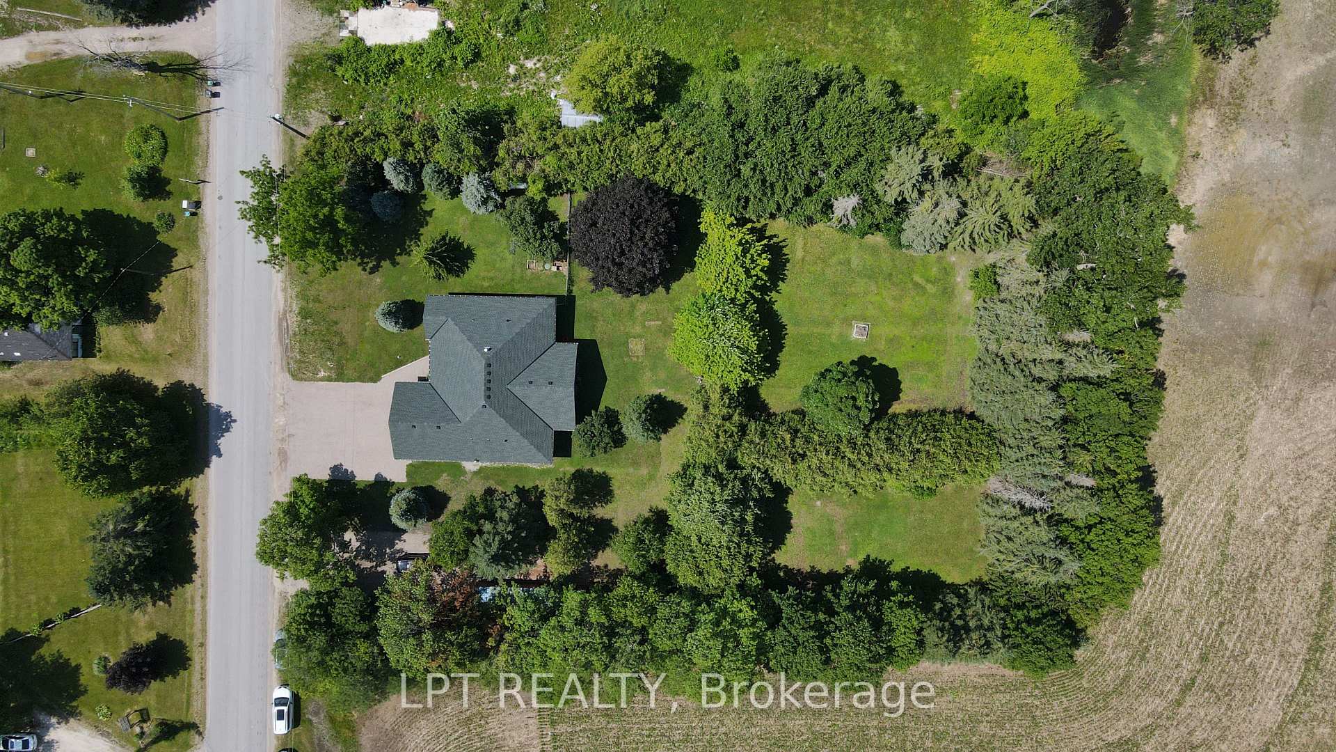 Photo 2 of 3265 Vigo Road, Springwater, Rural Springwater — HOMEH