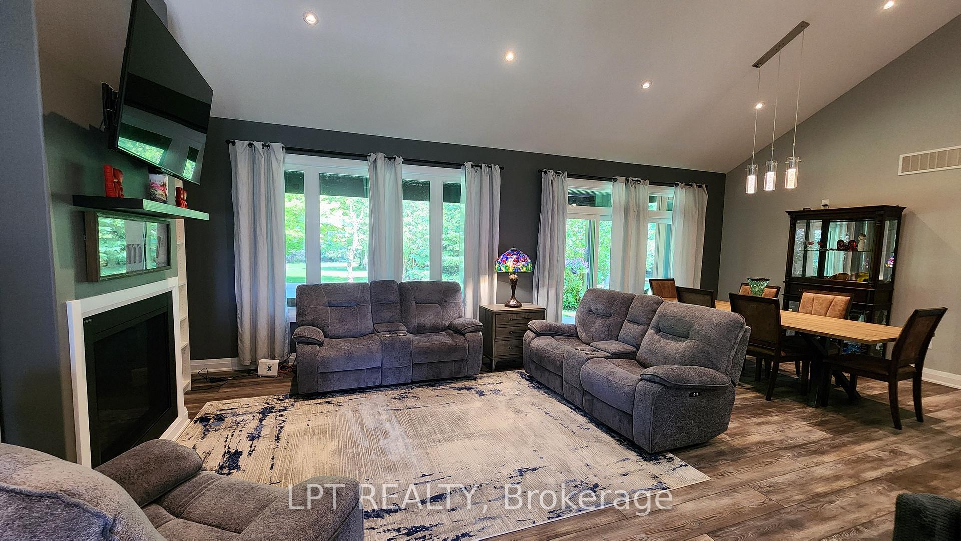 Photo 7 of 3265 Vigo Road, Springwater, Rural Springwater — HOMEH