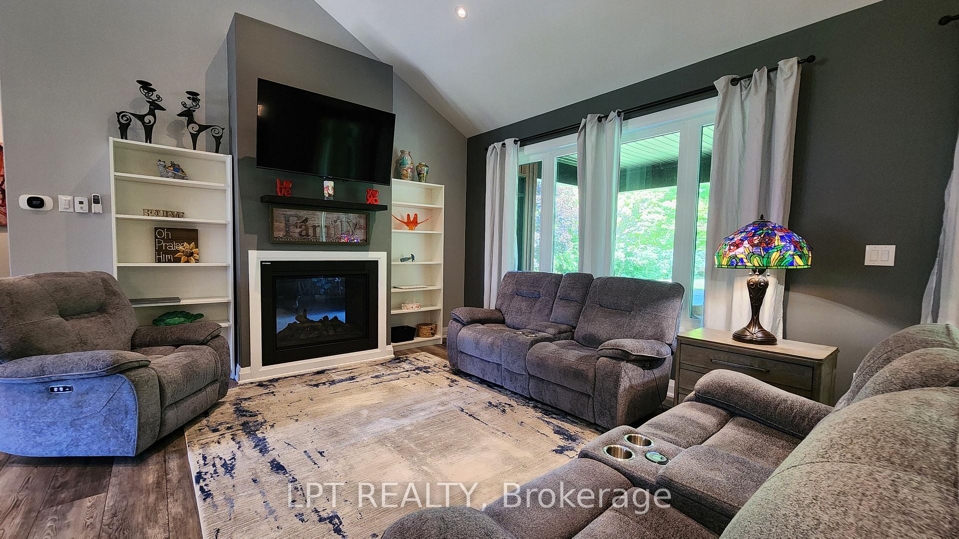 Photo 8 of 3265 Vigo Road, Springwater, Rural Springwater — HOMEH