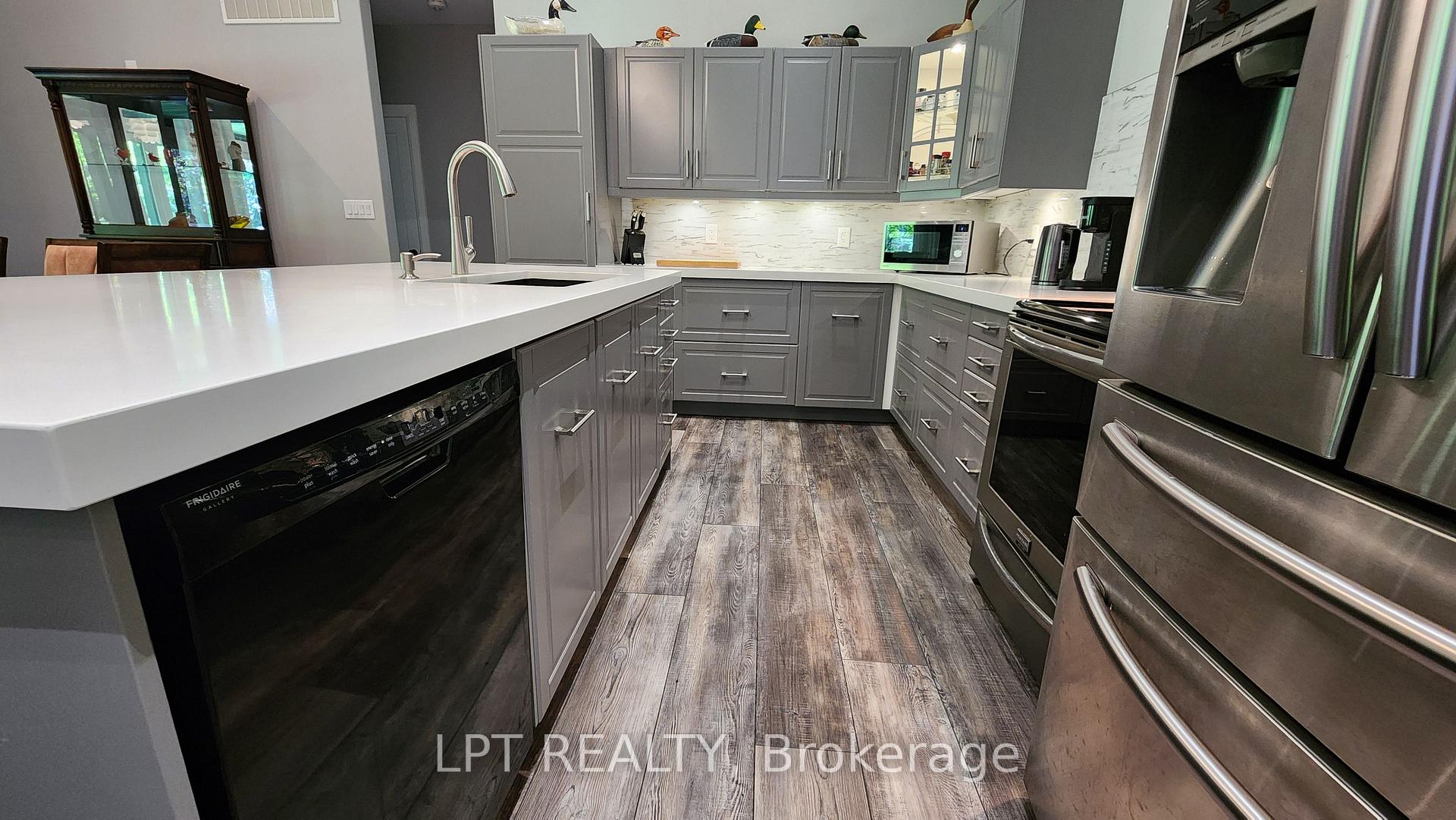 Photo 10 of 3265 Vigo Road, Springwater, Rural Springwater — HOMEH