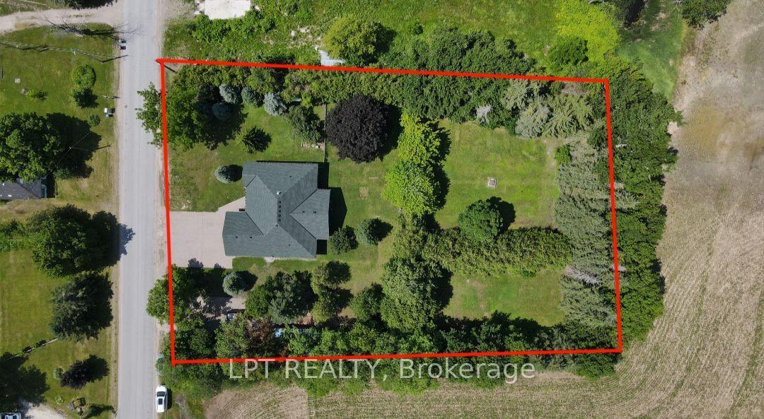 Photo 30 of 3265 Vigo Road, Springwater, Rural Springwater — HOMEH