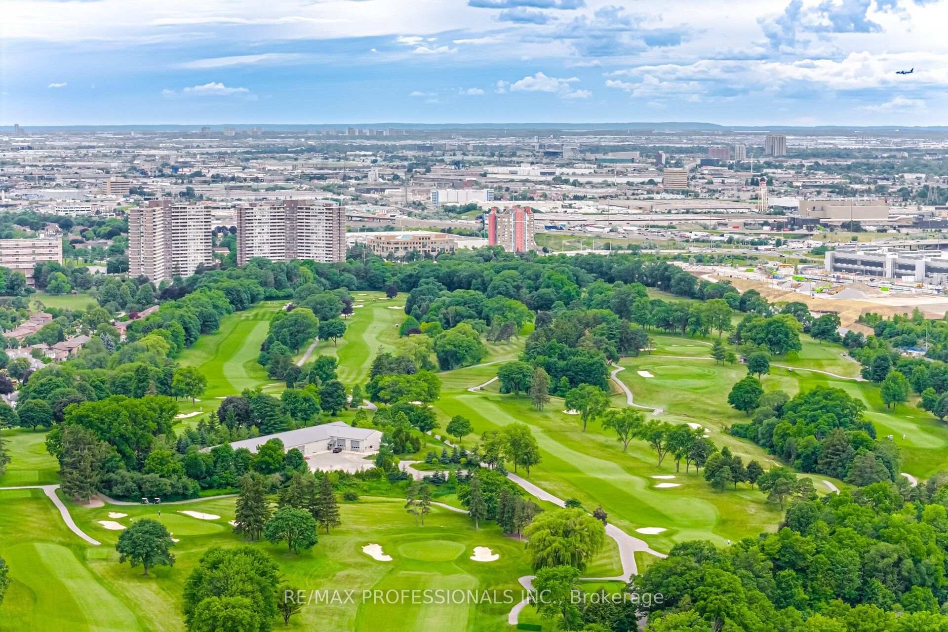 Photo 27 of 39 Holley Avenue, North York, Weston — HOMEH