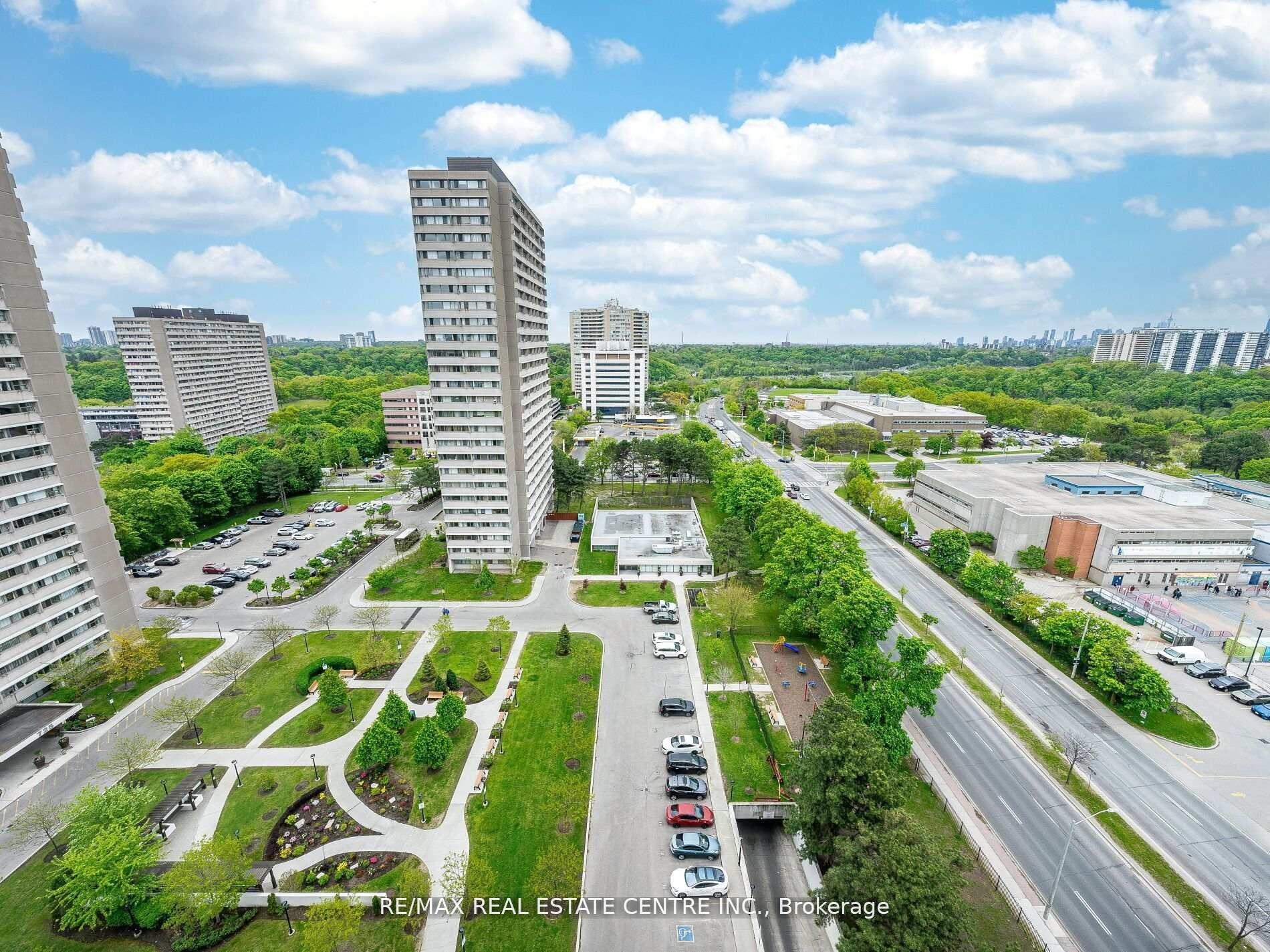 Photo 12 of Unit 1806, 735 Don Mills Road, Toronto, Flemingdon Park — HOMEH