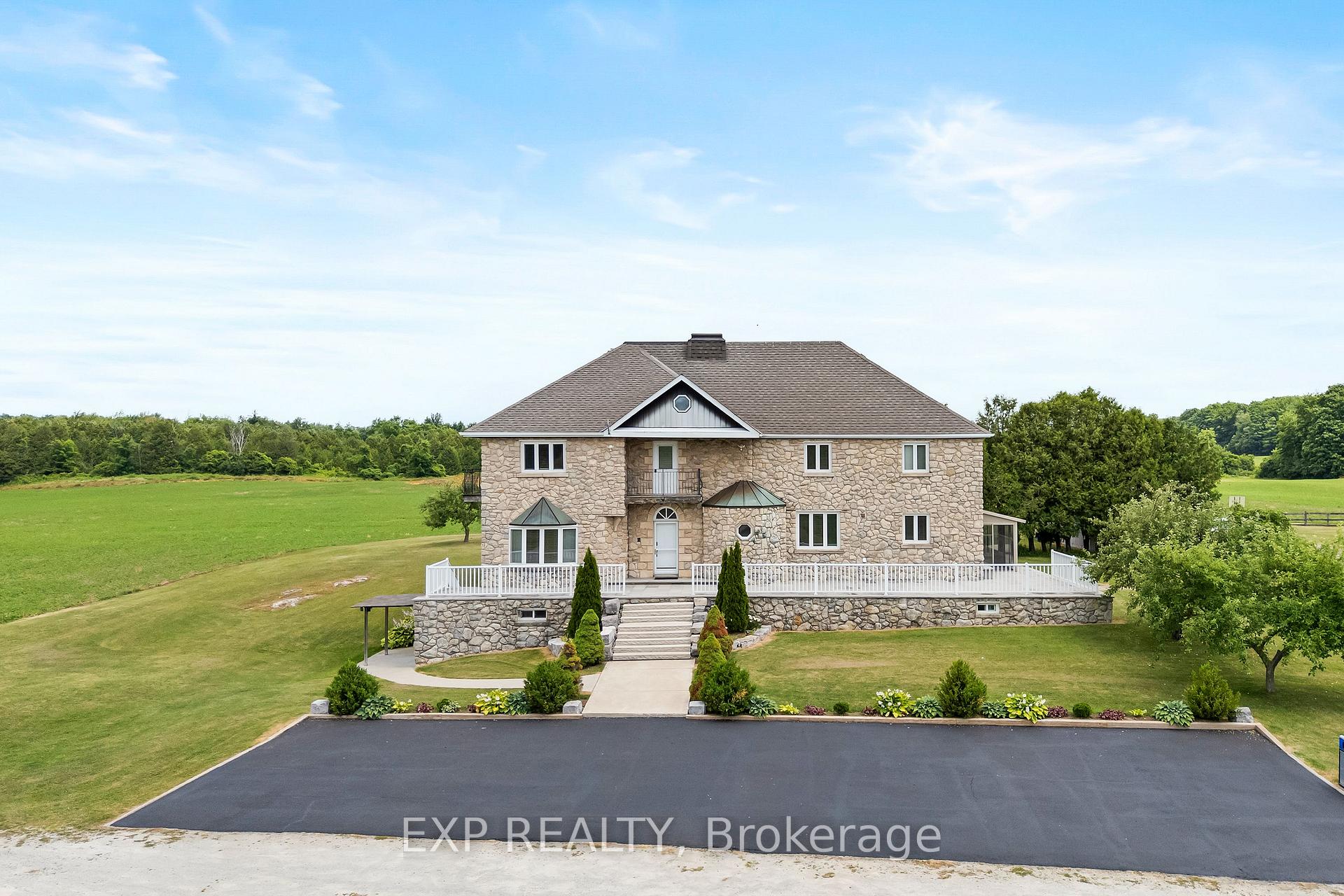 Photo 3 of 11677 Regional Rd 25, Halton Hills, Rural Esquesing — HOMEH