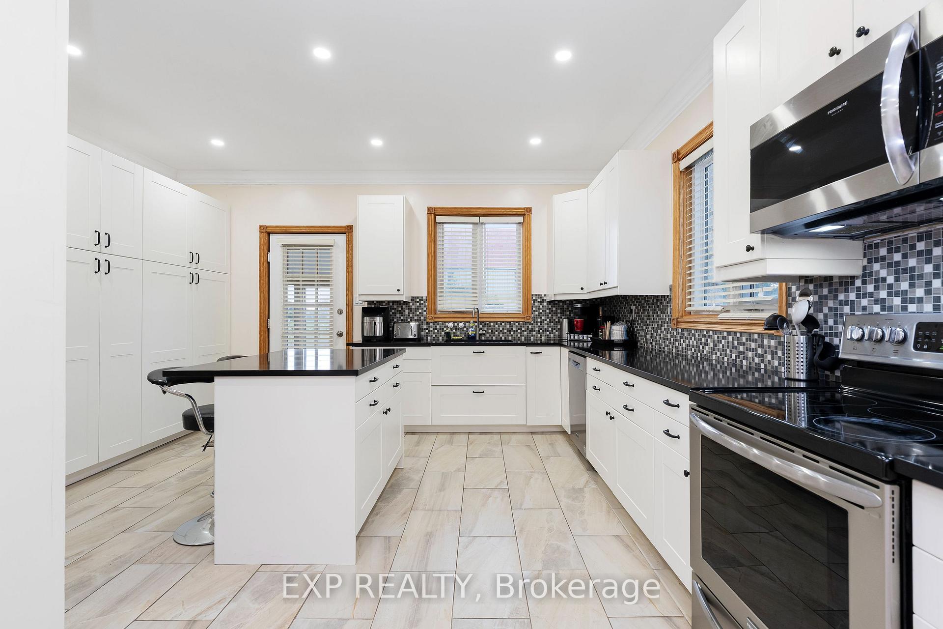 Photo 15 of 11677 Regional Rd 25, Halton Hills, Rural Esquesing — HOMEH