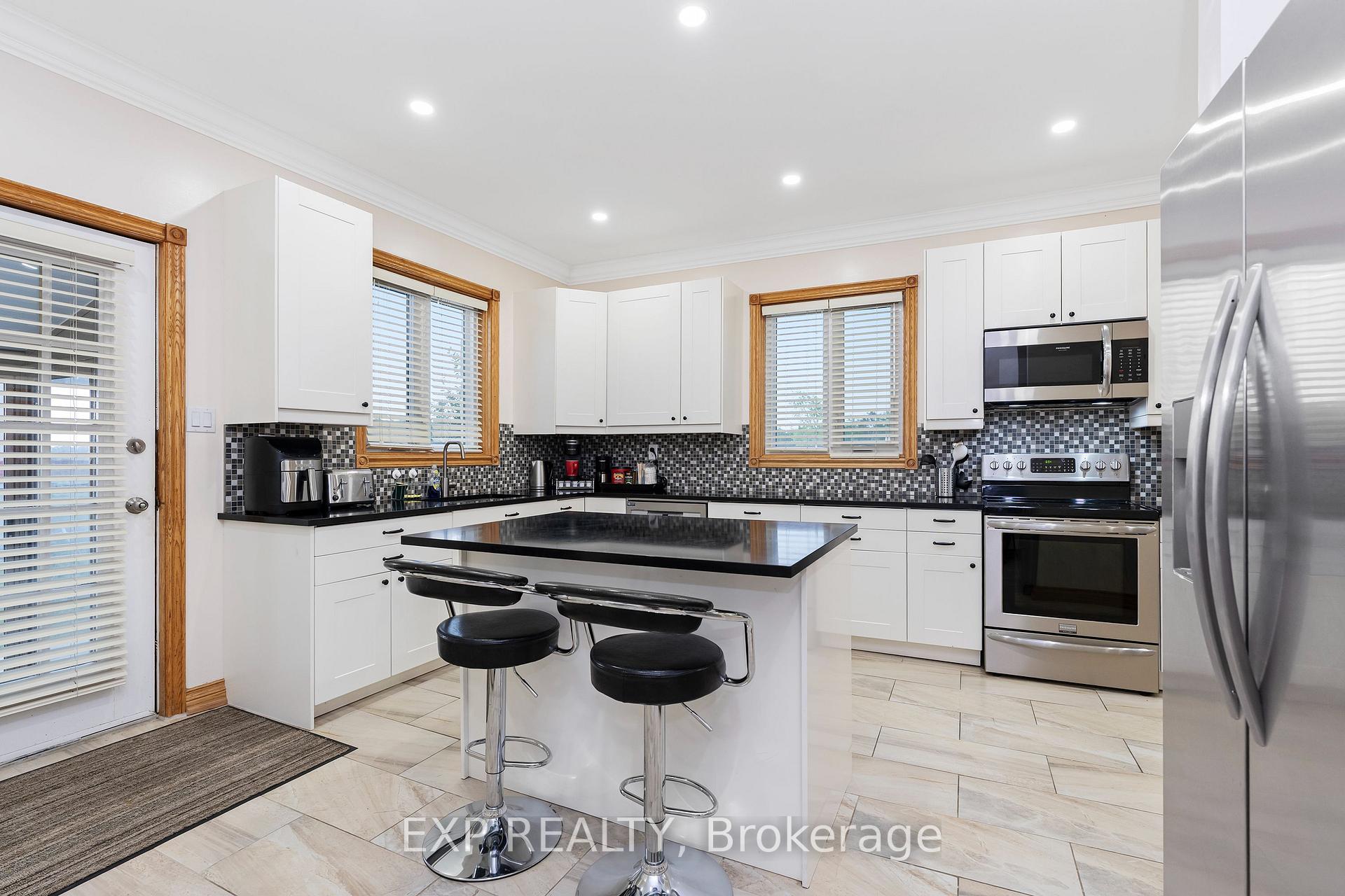 Photo 17 of 11677 Regional Rd 25, Halton Hills, Rural Esquesing — HOMEH