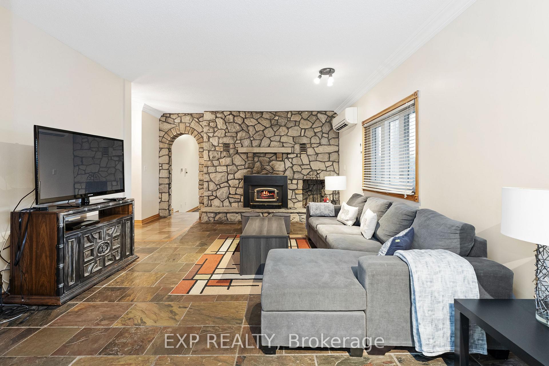Photo 18 of 11677 Regional Rd 25, Halton Hills, Rural Esquesing — HOMEH