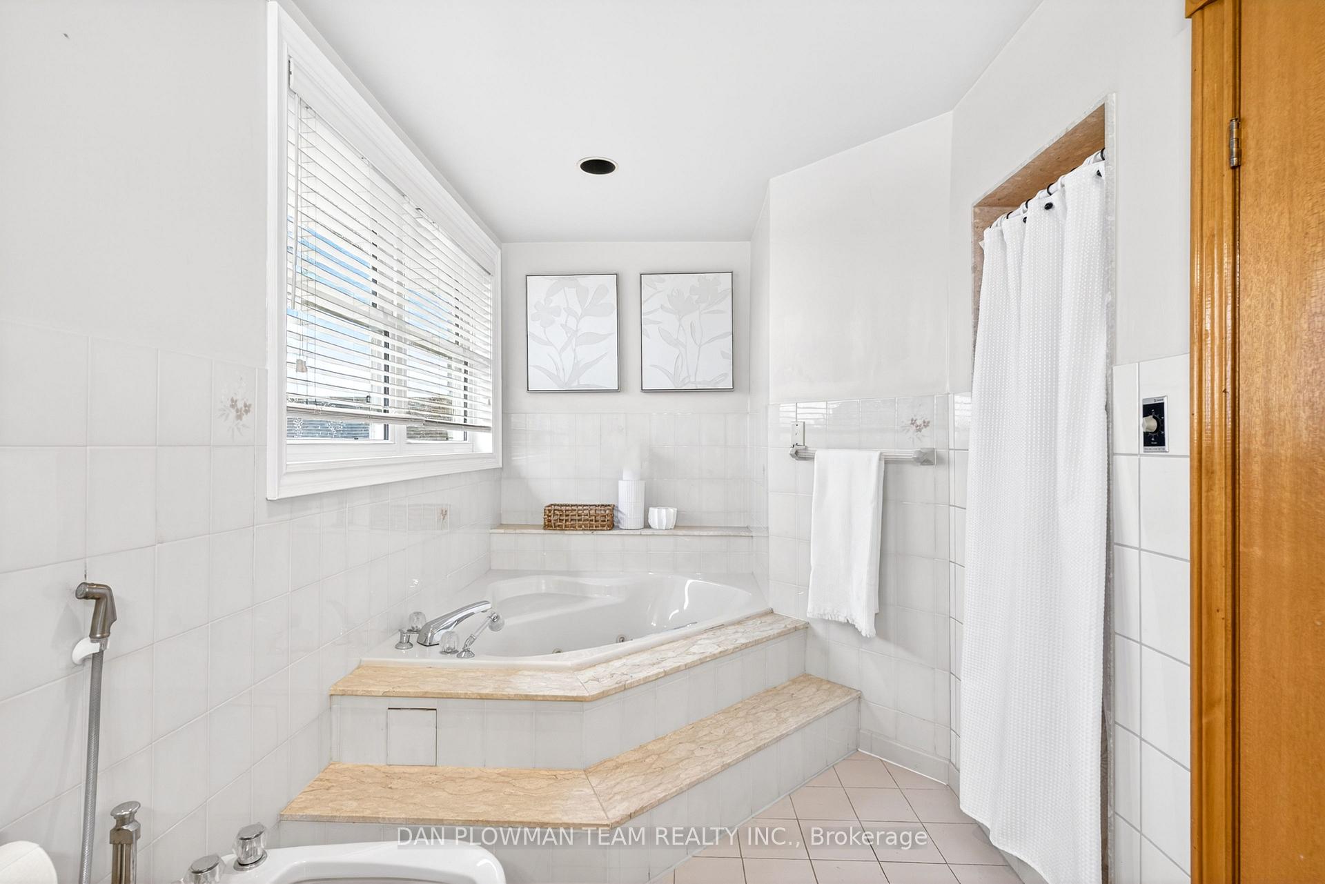 Photo 25 of 357 Powell Road, Whitby, Blue Grass Meadows — HOMEH