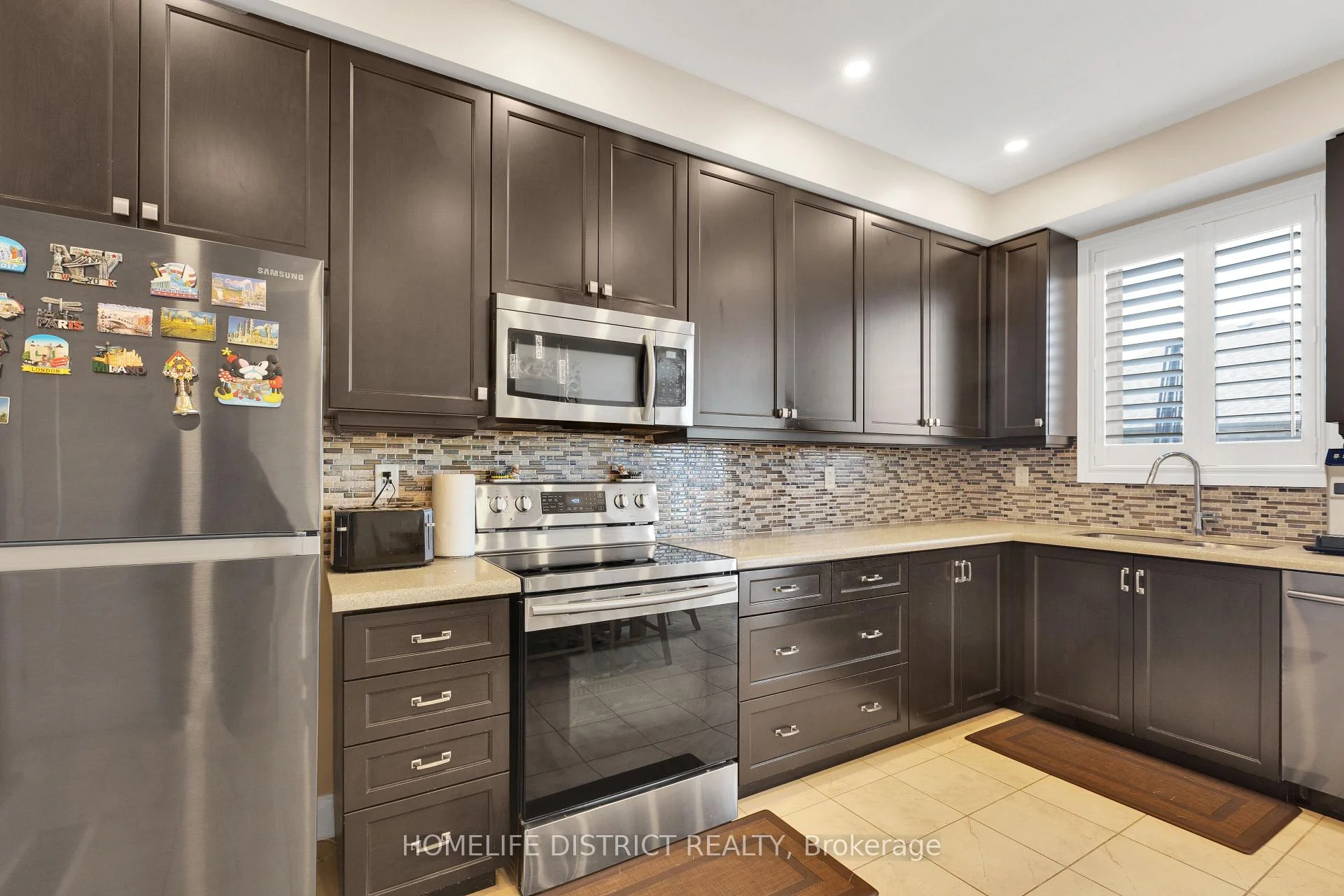 Photo 10 of Unit 68, 1169 Garner Road E, Hamilton, Ancaster — HOMEH