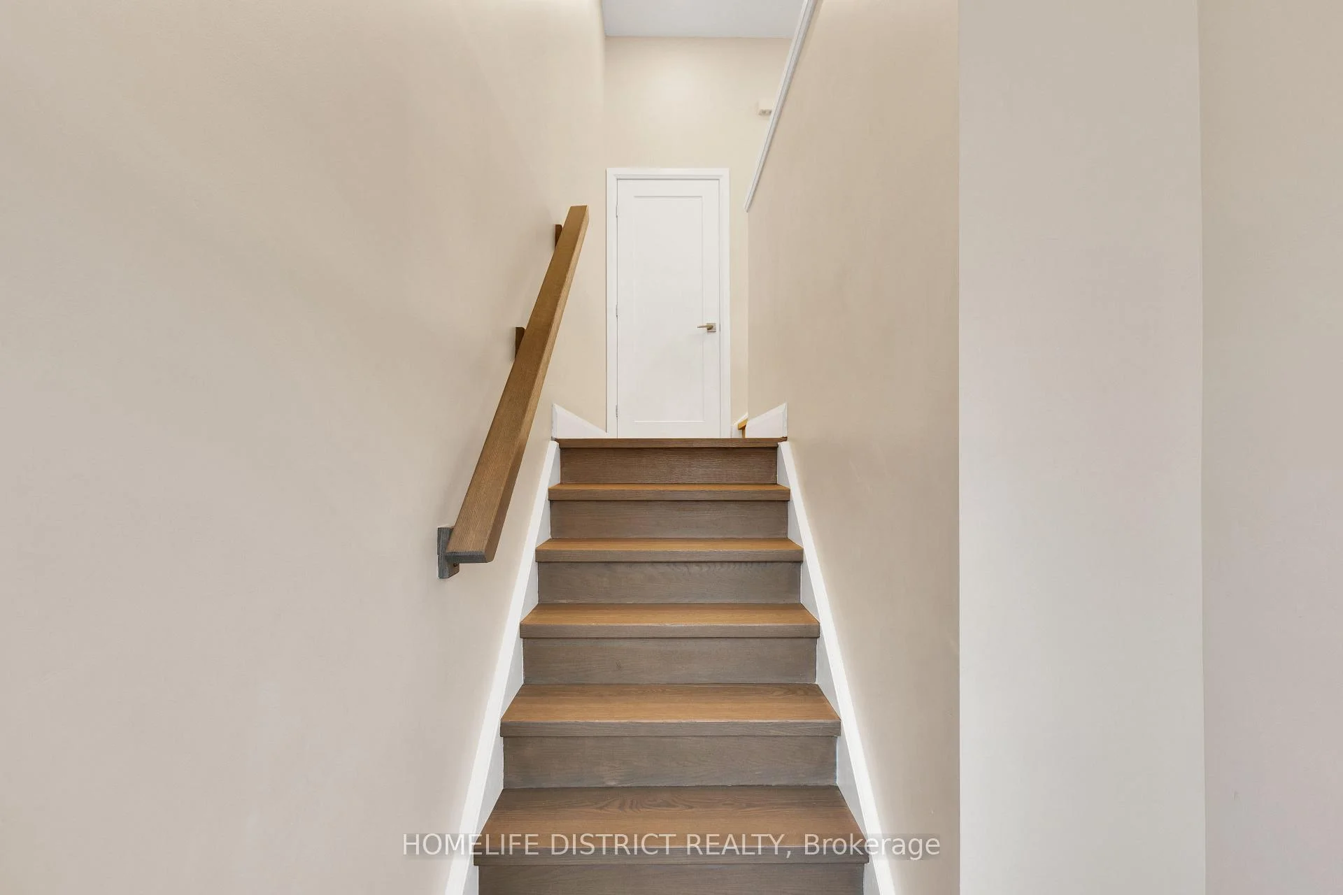 Photo 12 of Unit 68, 1169 Garner Road E, Hamilton, Ancaster — HOMEH