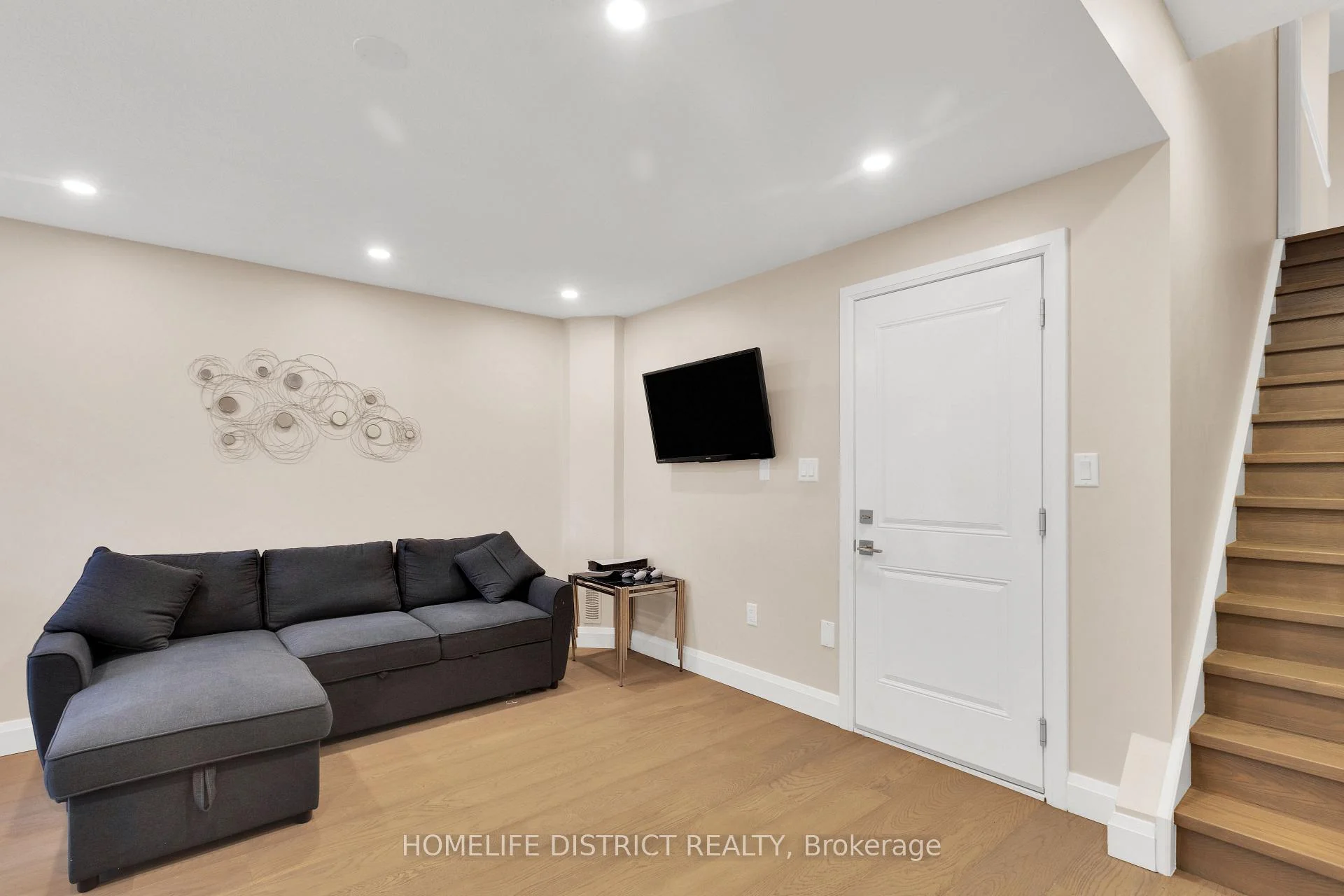 Photo 14 of Unit 68, 1169 Garner Road E, Hamilton, Ancaster — HOMEH