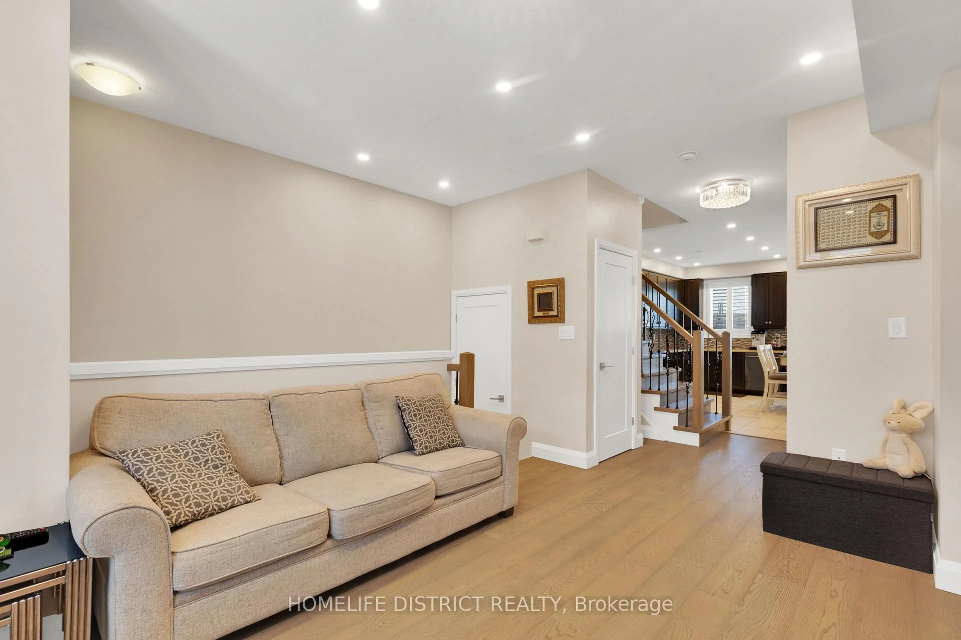 Photo 29 of Unit 68, 1169 Garner Road E, Hamilton, Ancaster — HOMEH