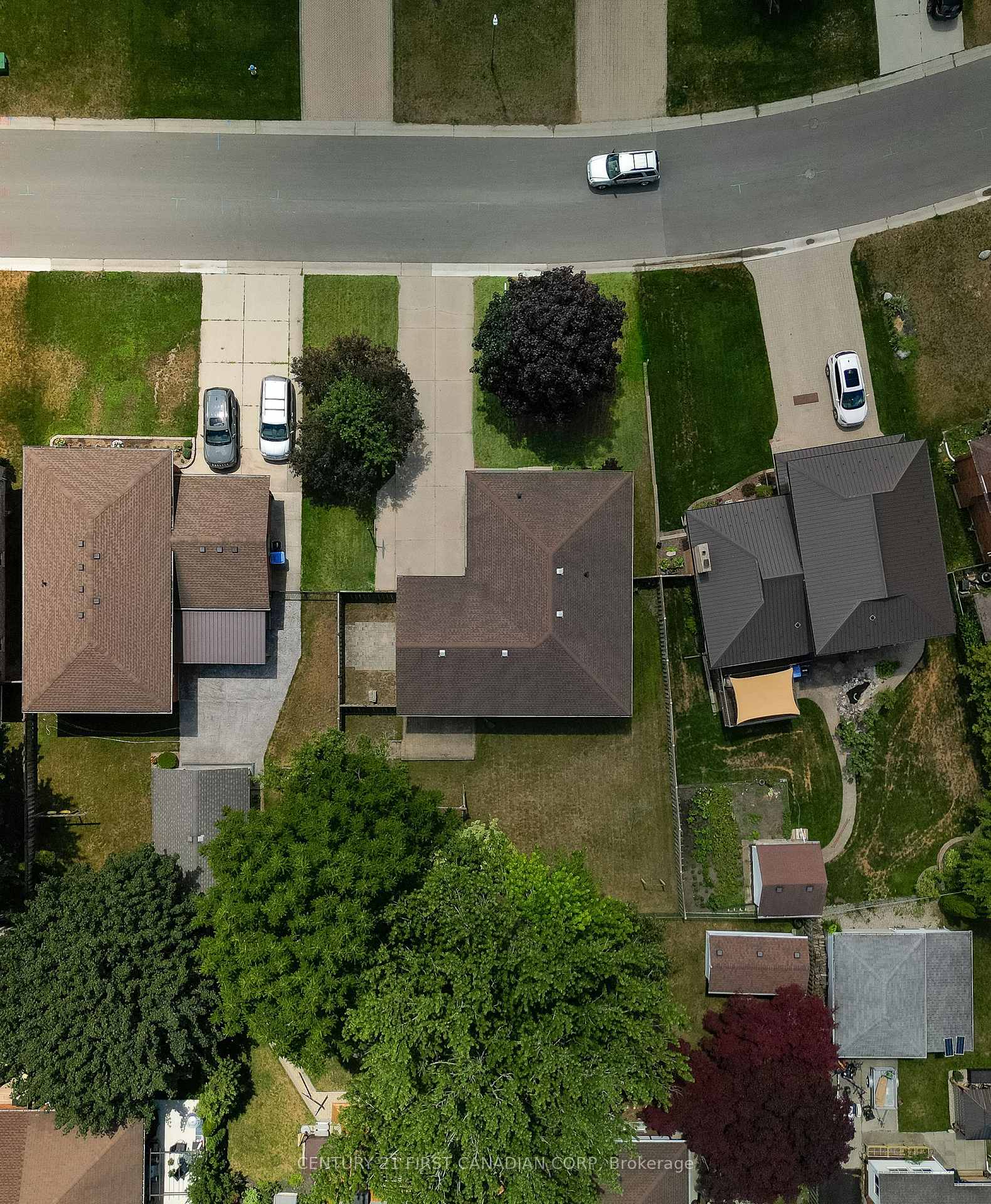 Photo 6 of 45 Westgate Avenue, Strathroy-Caradoc, SW — HOMEH
