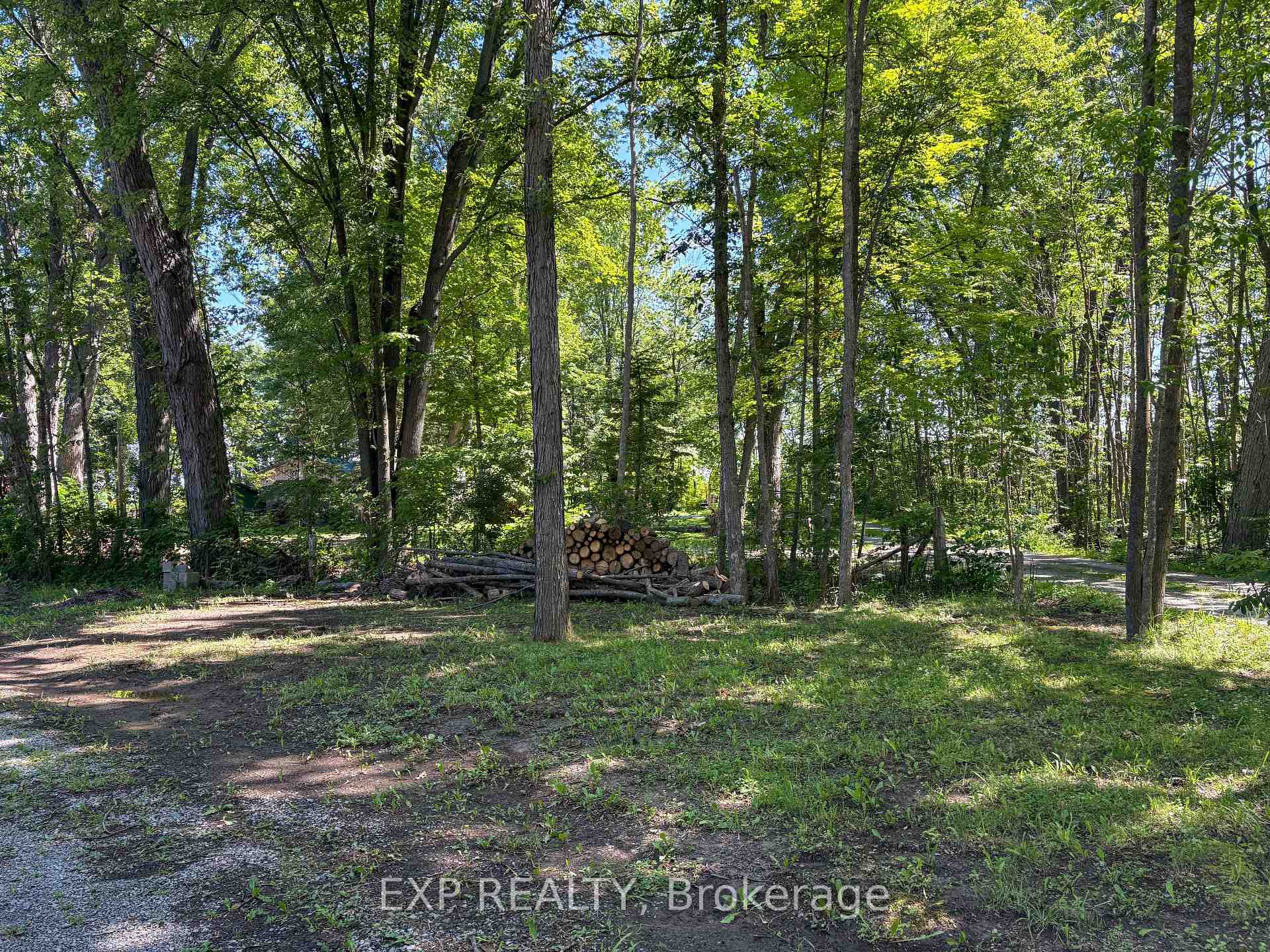 Photo 3 of 11 Engineer Lane, Horton, Horton Twp — HOMEH