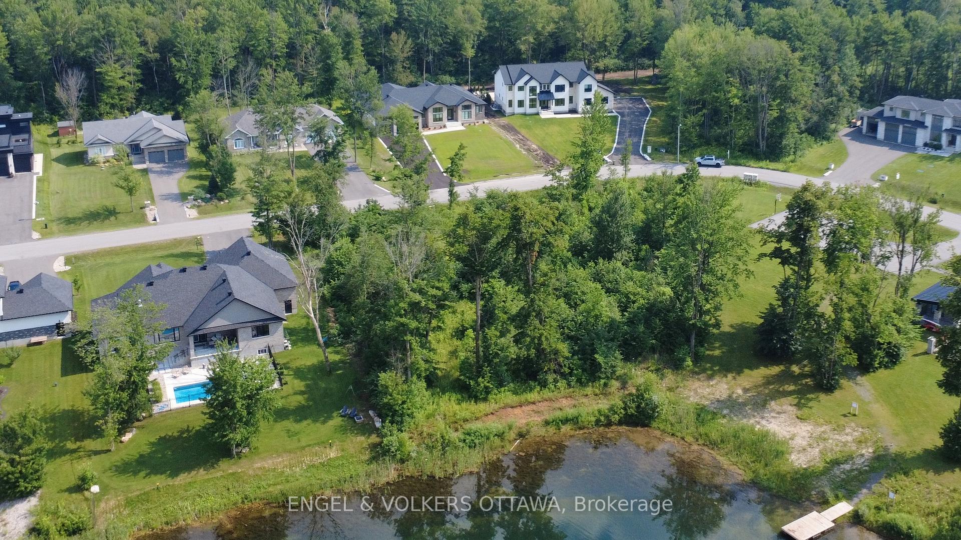Photo 6 of 576 Shoreway Drive, Ottawa, Greely — HOMEH