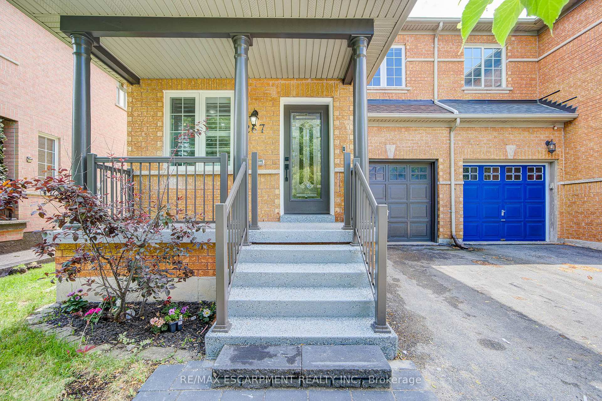 Photo 4 of 267 Fitzgerald Crescent, Milton, Dempsey — HOMEH