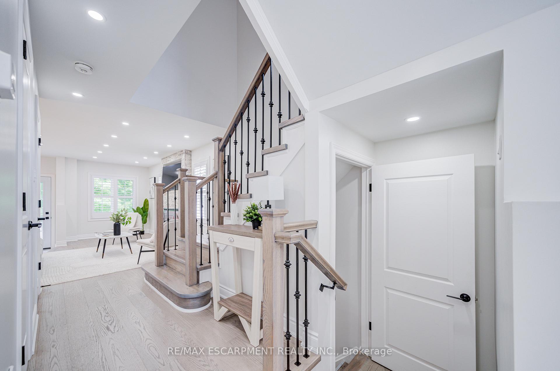 Photo 17 of 267 Fitzgerald Crescent, Milton, Dempsey — HOMEH