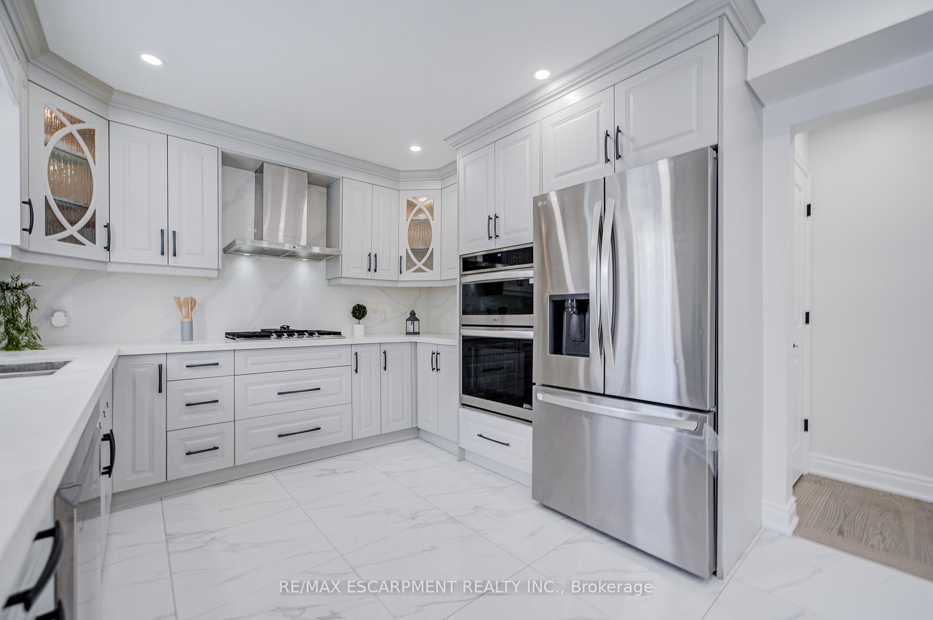 Photo 23 of 267 Fitzgerald Crescent, Milton, Dempsey — HOMEH