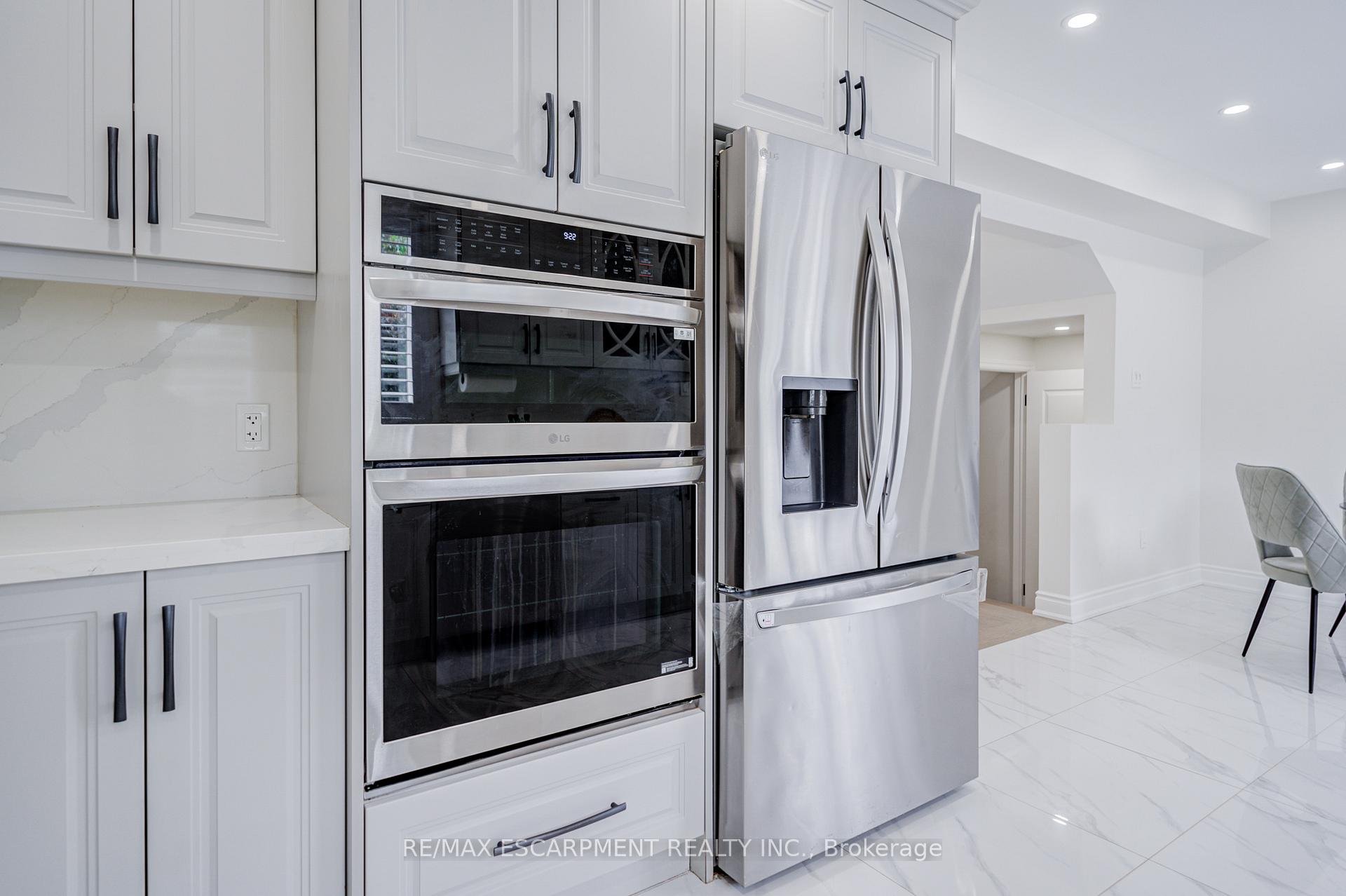 Photo 24 of 267 Fitzgerald Crescent, Milton, Dempsey — HOMEH