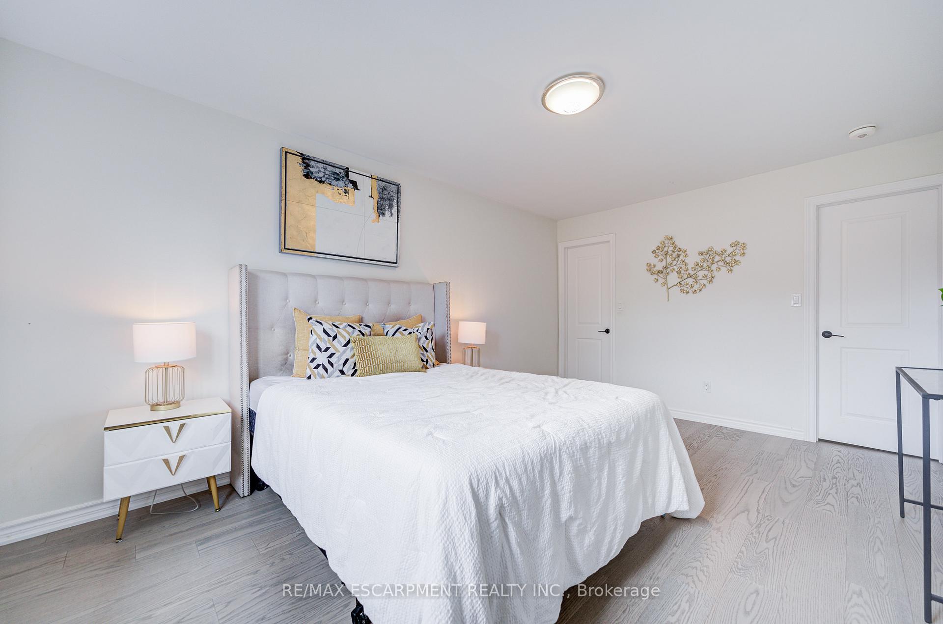 Photo 29 of 267 Fitzgerald Crescent, Milton, Dempsey — HOMEH