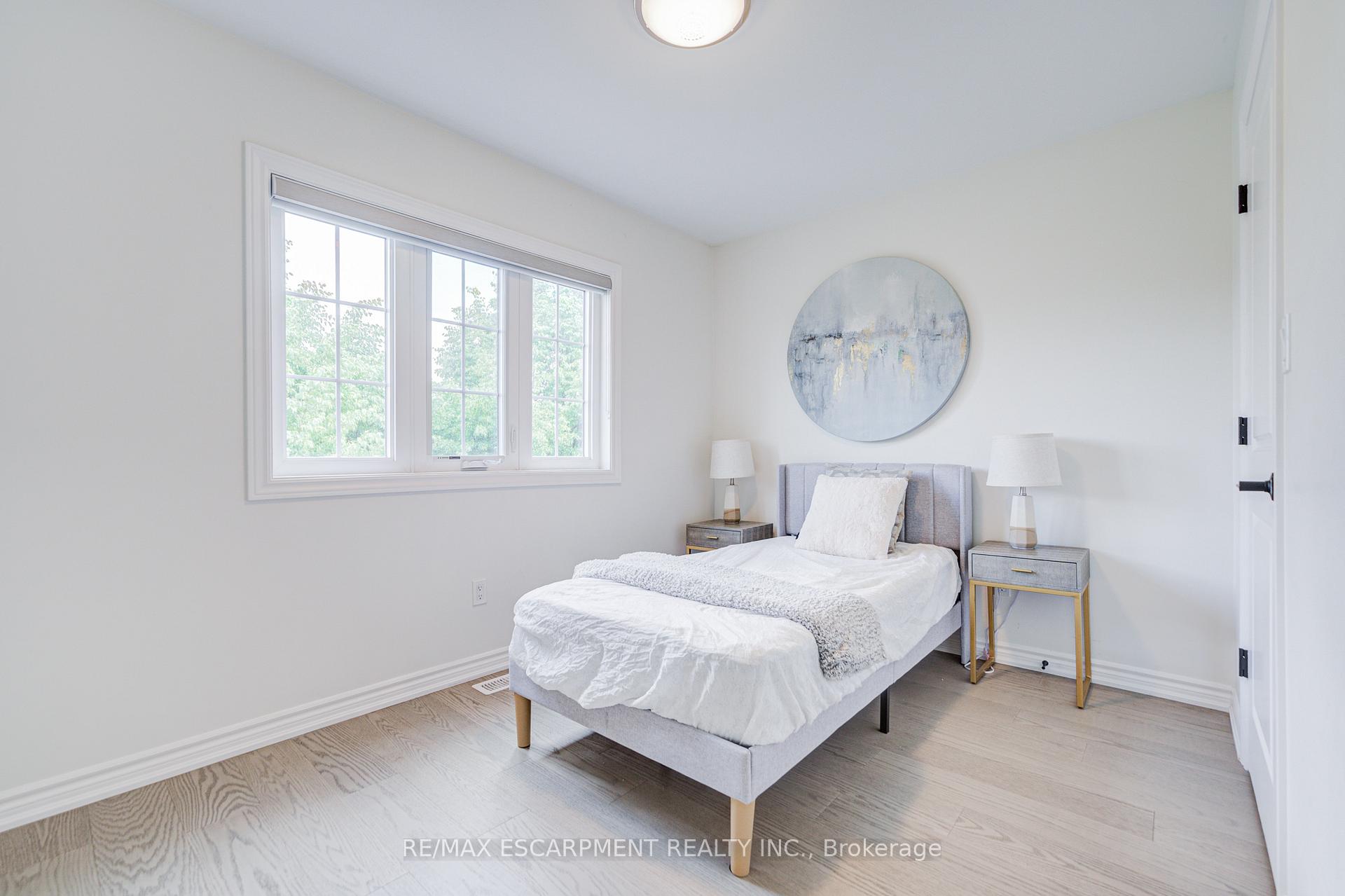 Photo 36 of 267 Fitzgerald Crescent, Milton, Dempsey — HOMEH