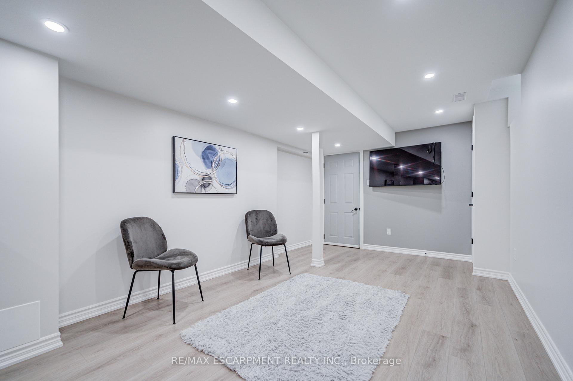 Photo 40 of 267 Fitzgerald Crescent, Milton, Dempsey — HOMEH