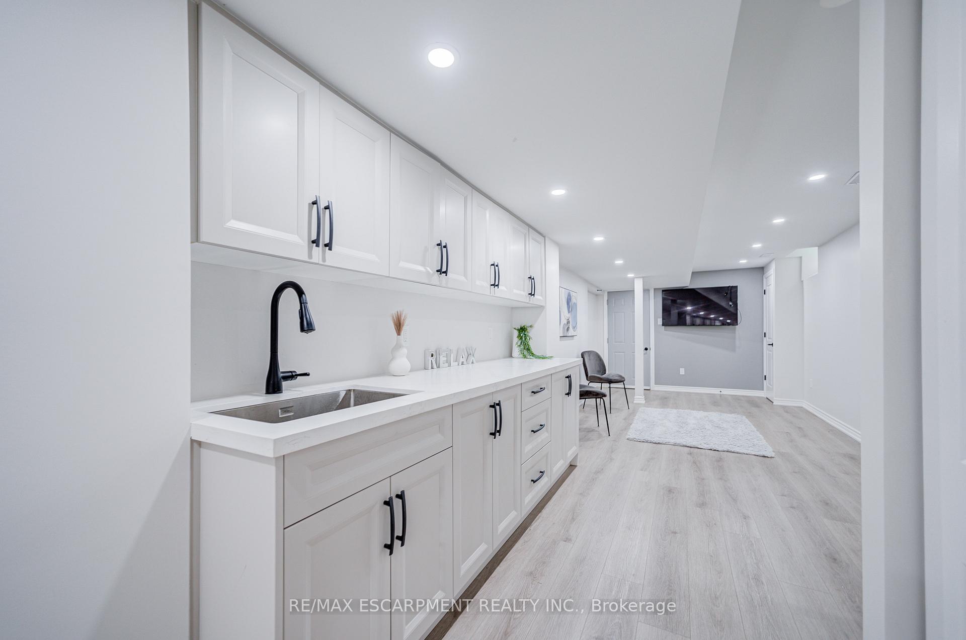 Photo 42 of 267 Fitzgerald Crescent, Milton, Dempsey — HOMEH
