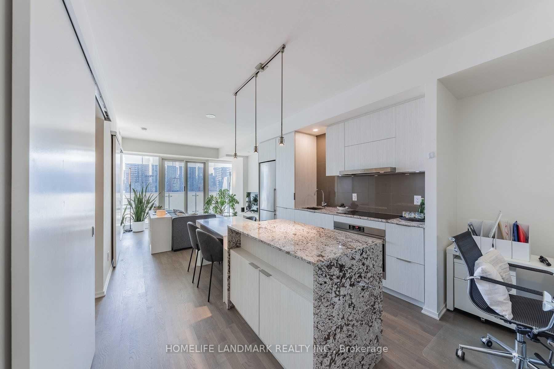 Photo 3 of Unit 1105, 1 Bloor Street E, Toronto, Church-Yonge Corridor — HOMEH