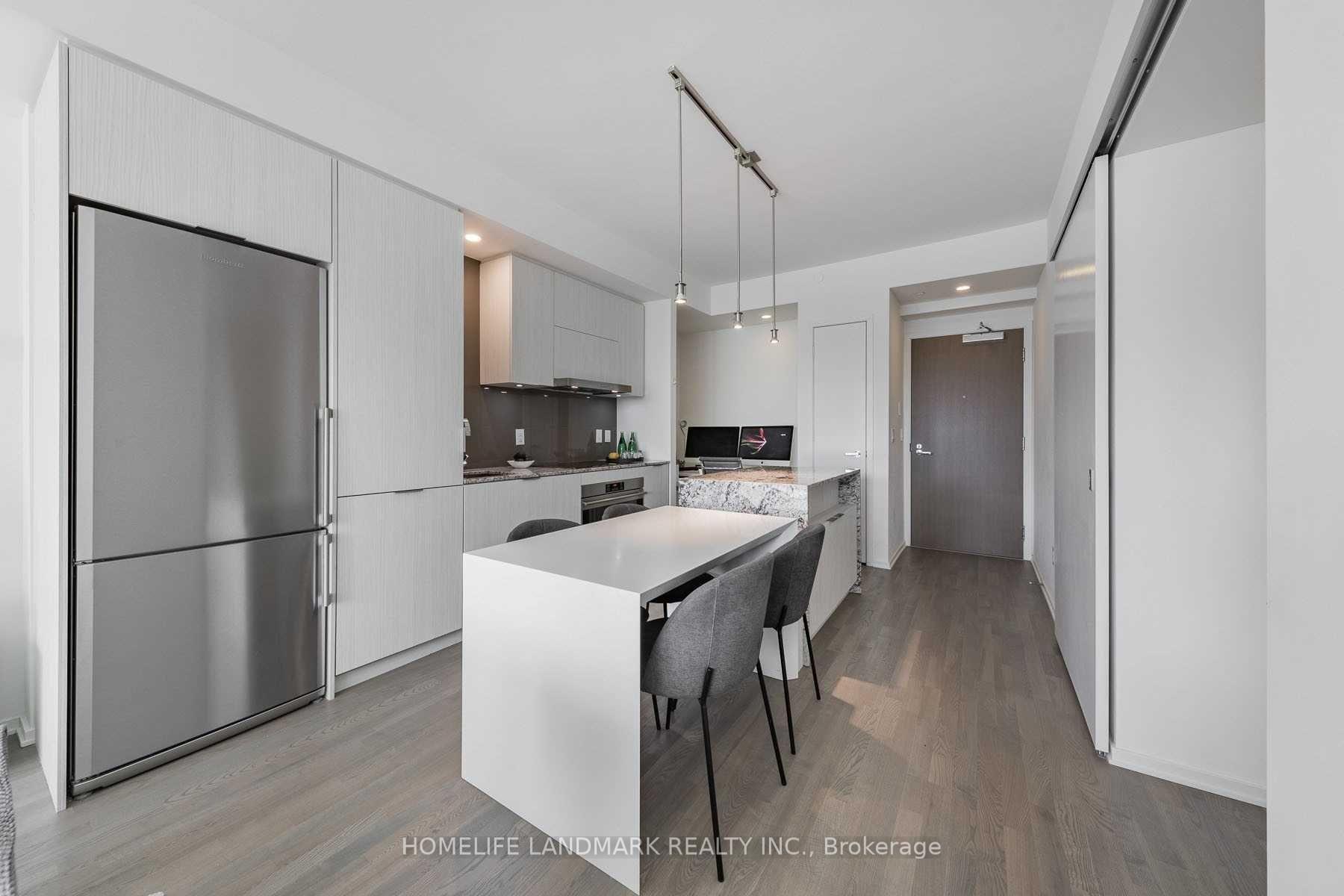 Photo 6 of Unit 1105, 1 Bloor Street E, Toronto, Church-Yonge Corridor — HOMEH