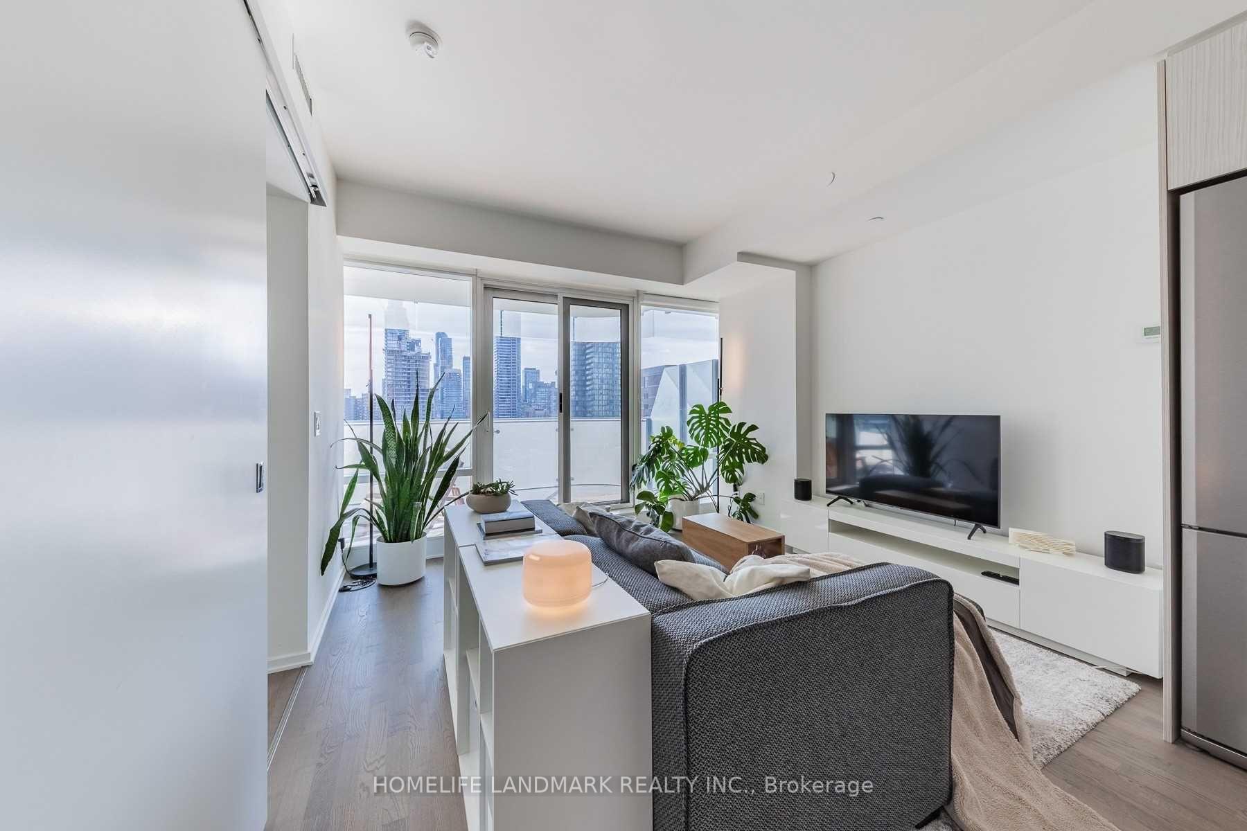 Photo 10 of Unit 1105, 1 Bloor Street E, Toronto, Church-Yonge Corridor — HOMEH