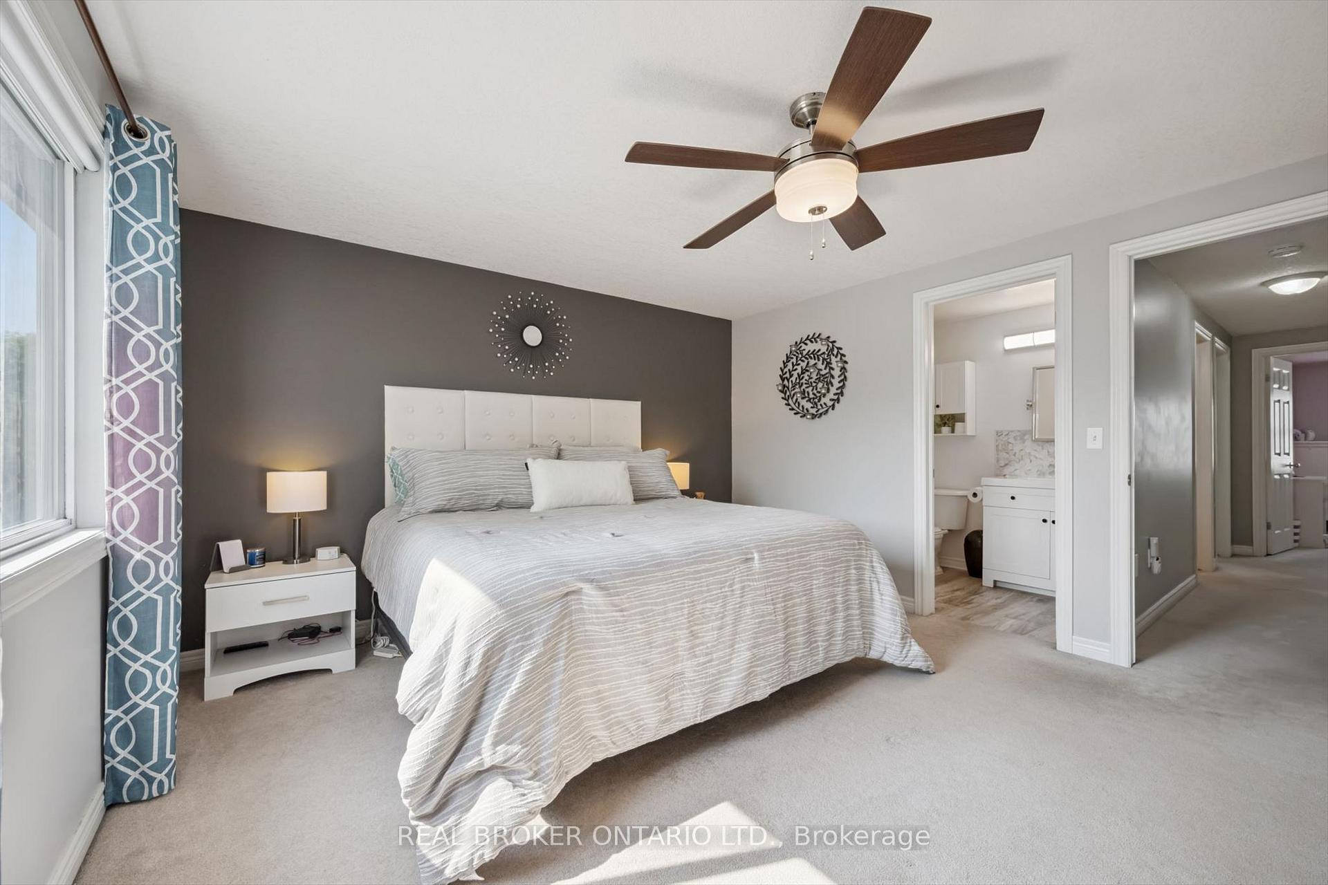 Photo 18 of 511 Dansbury Drive, Waterloo, Lexington — HOMEH