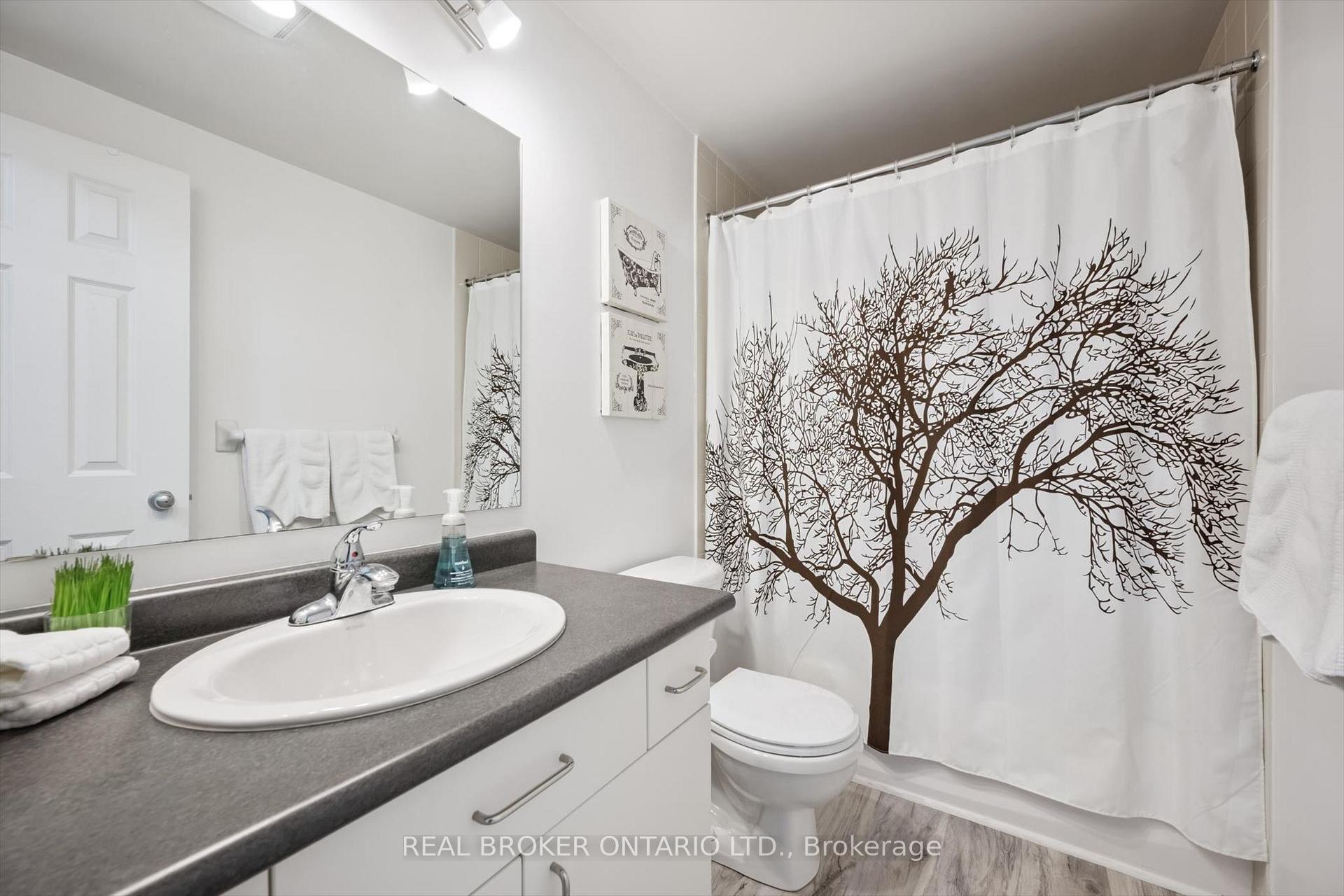 Photo 25 of 511 Dansbury Drive, Waterloo, Lexington — HOMEH