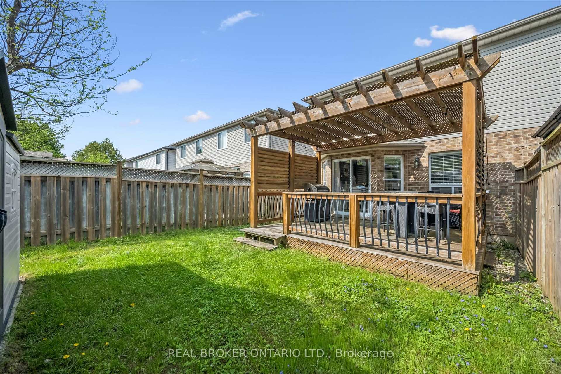 Photo 35 of 511 Dansbury Drive, Waterloo, Lexington — HOMEH