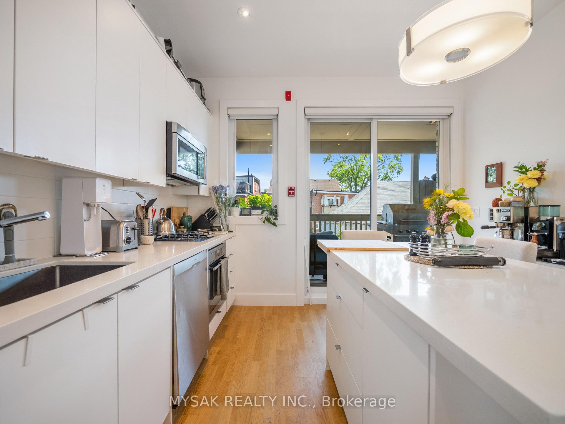 Photo 81 of 427 Crawford Street, Toronto, Palmerston-Little Italy — HOMEH