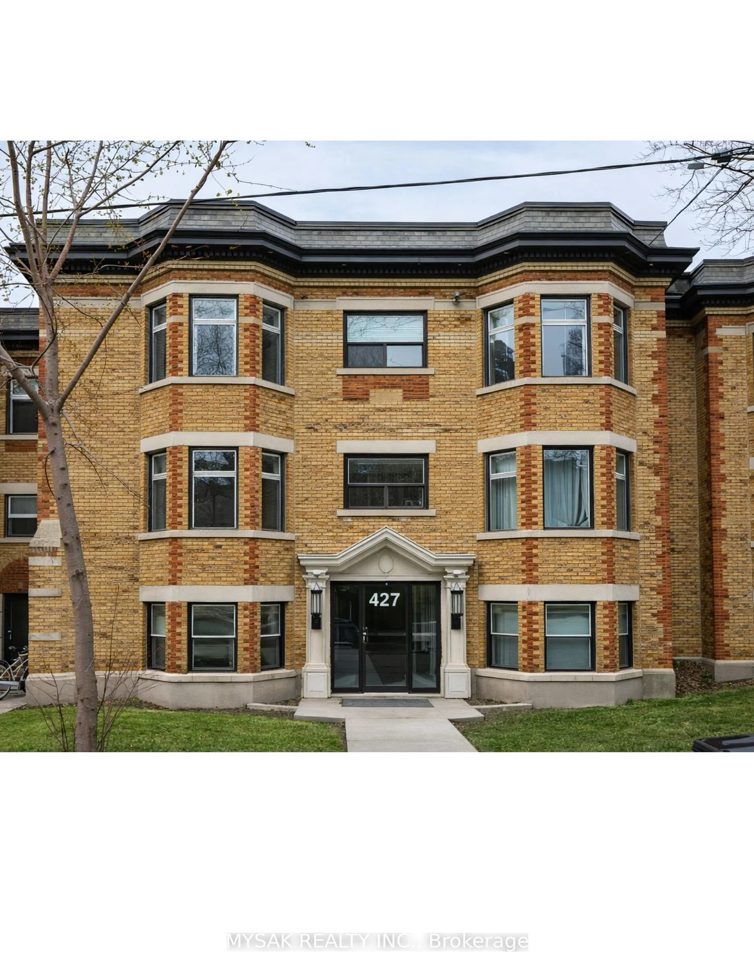 Photo 2 of 427 Crawford Street, Toronto, Palmerston-Little Italy — HOMEH