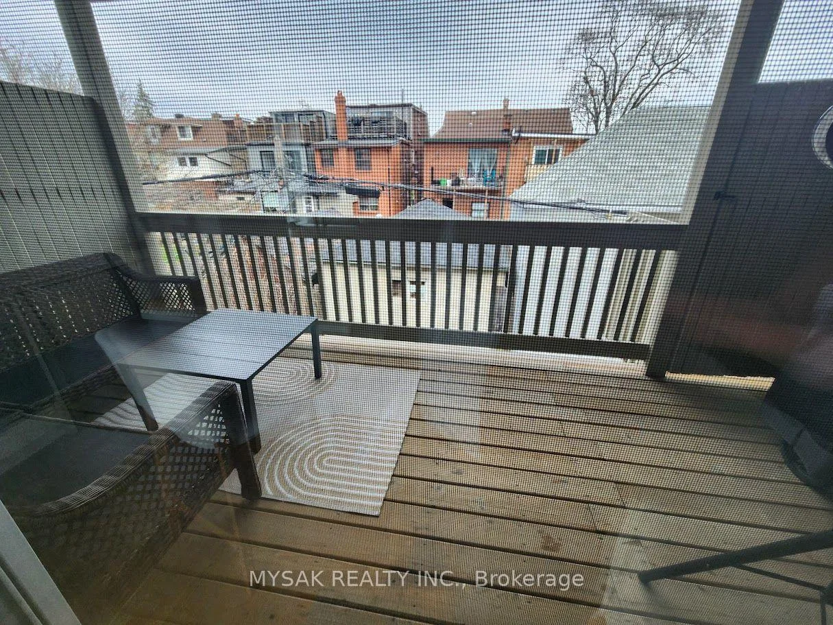 Photo 10 of 427 Crawford Street, Toronto, Palmerston-Little Italy — HOMEH