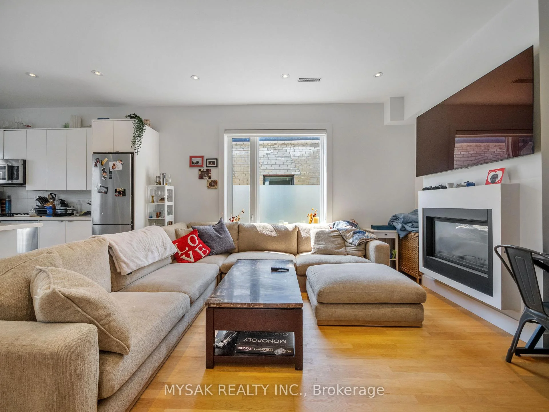 Photo 37 of 427 Crawford Street, Toronto, Palmerston-Little Italy — HOMEH
