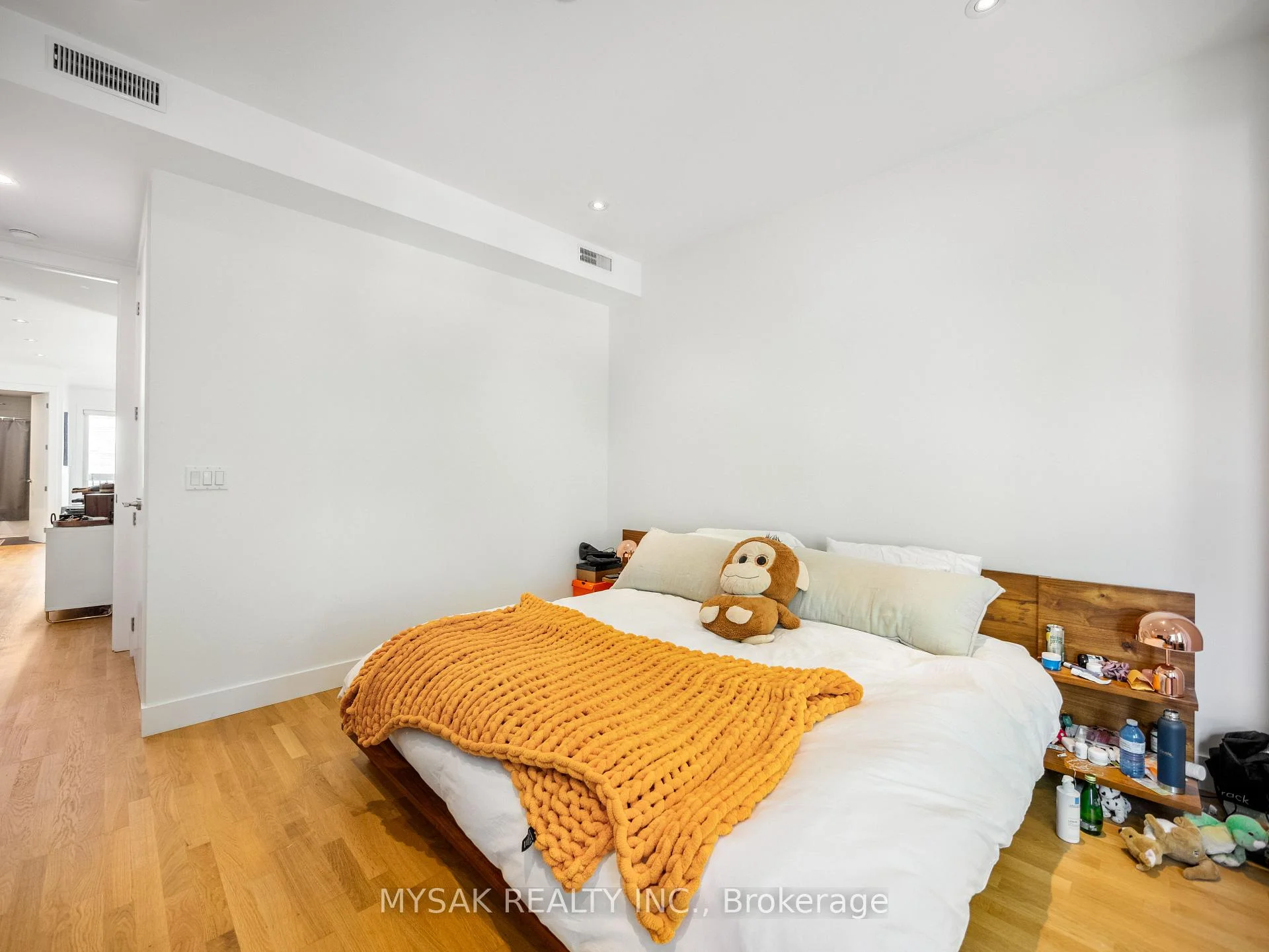 Photo 51 of 427 Crawford Street, Toronto, Palmerston-Little Italy — HOMEH