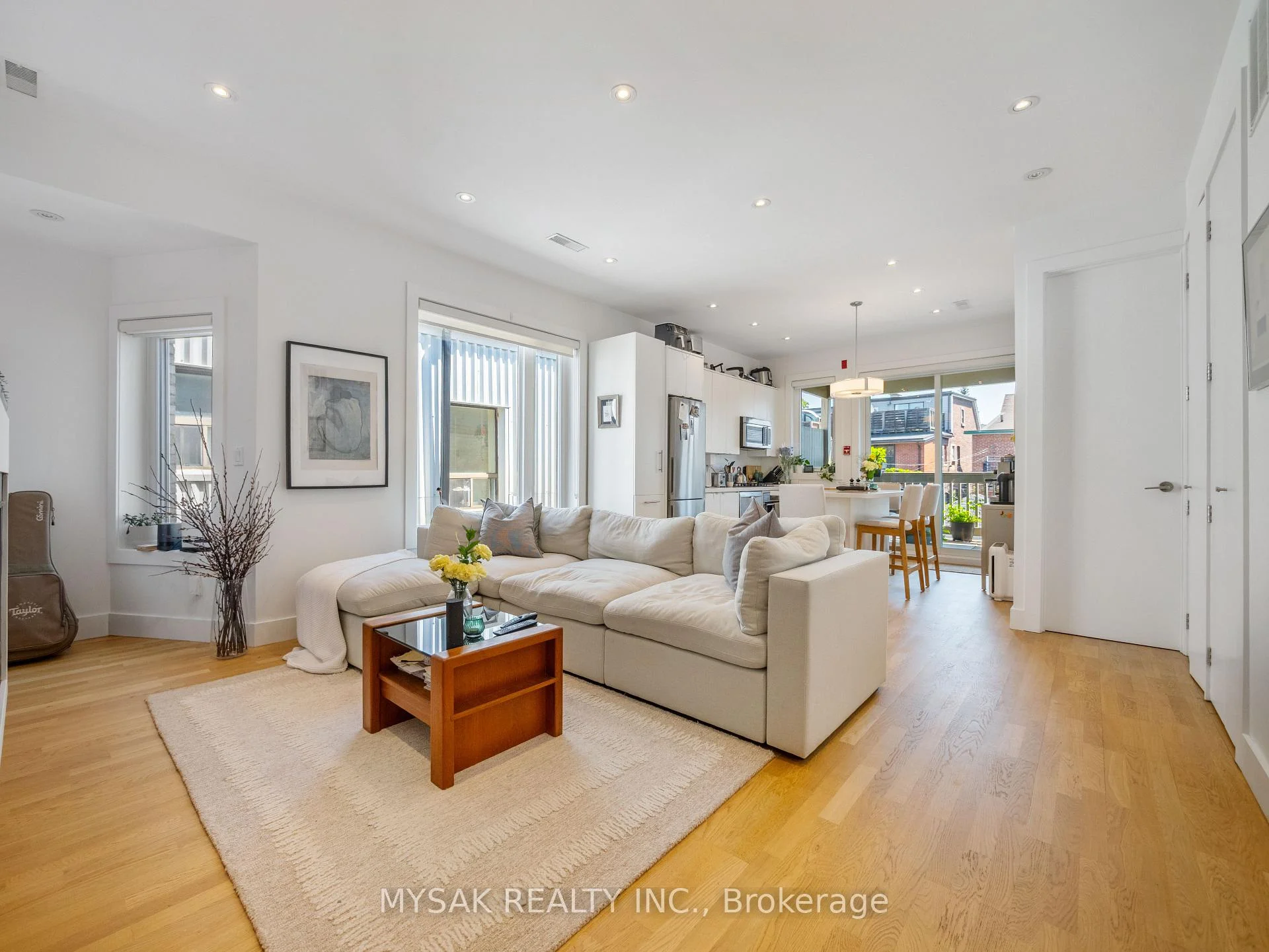 Photo 64 of 427 Crawford Street, Toronto, Palmerston-Little Italy — HOMEH