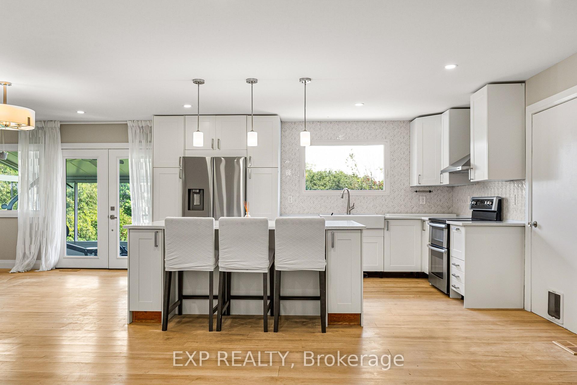 Photo 11 of 10 Queen Anne Crescent, Ottawa, Barrhaven East — HOMEH