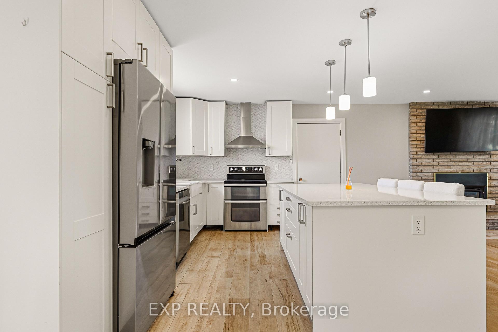 Photo 14 of 10 Queen Anne Crescent, Ottawa, Barrhaven East — HOMEH