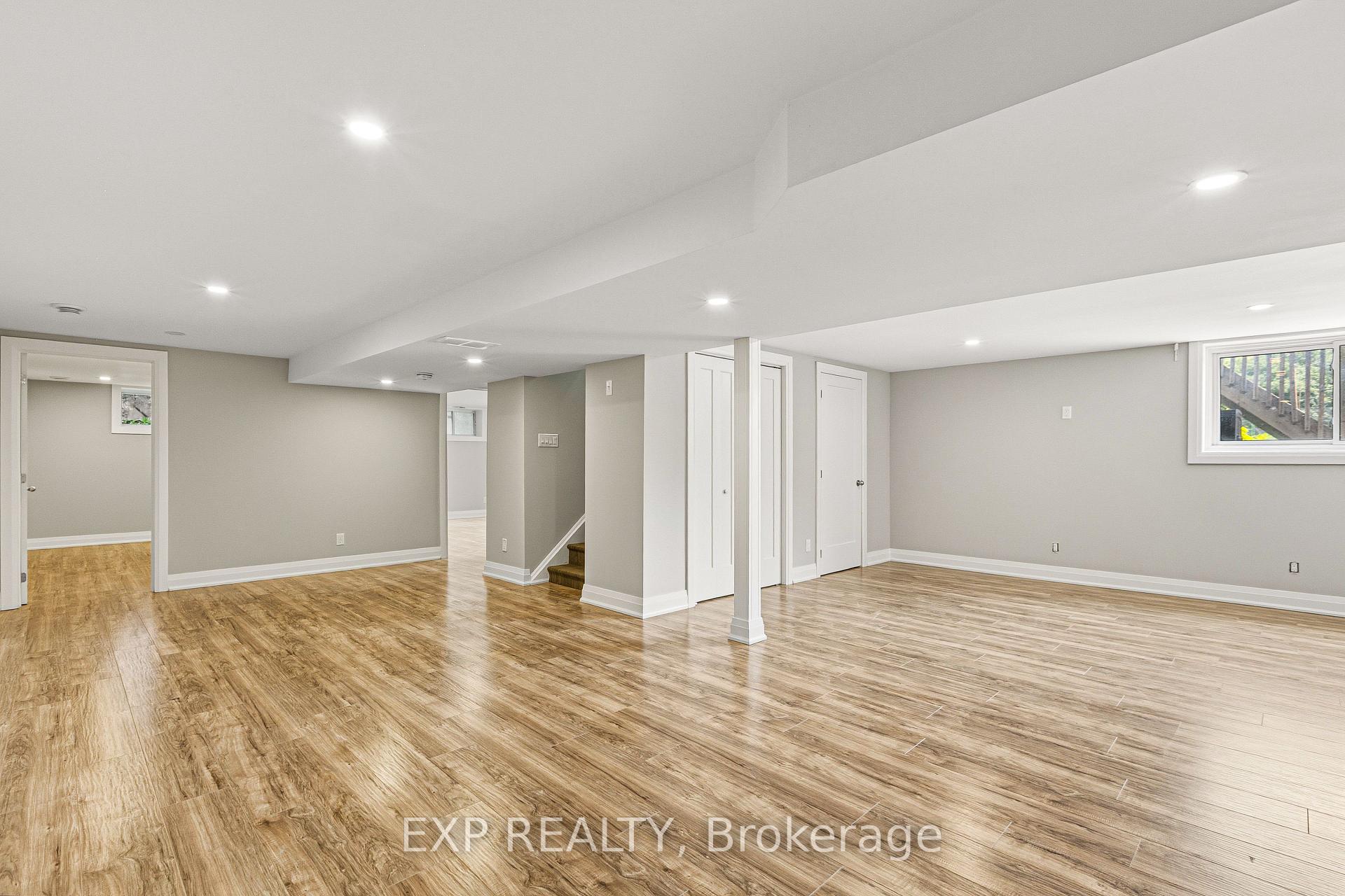 Photo 30 of 10 Queen Anne Crescent, Ottawa, Barrhaven East — HOMEH