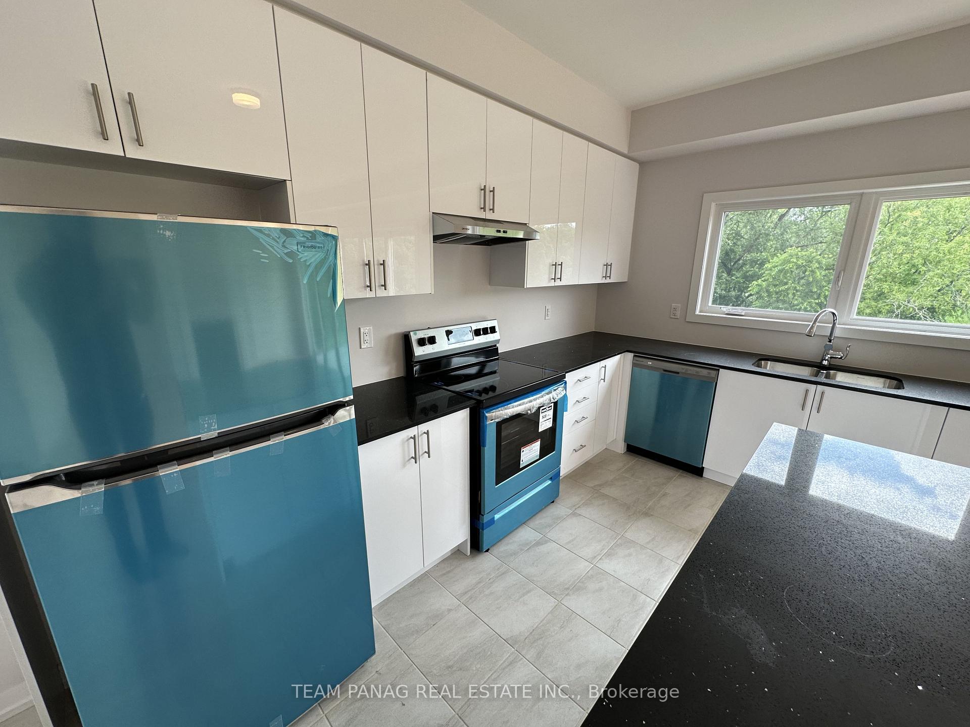 Photo 6 of 28 Trailside Drive, Haldimand — HOMEH